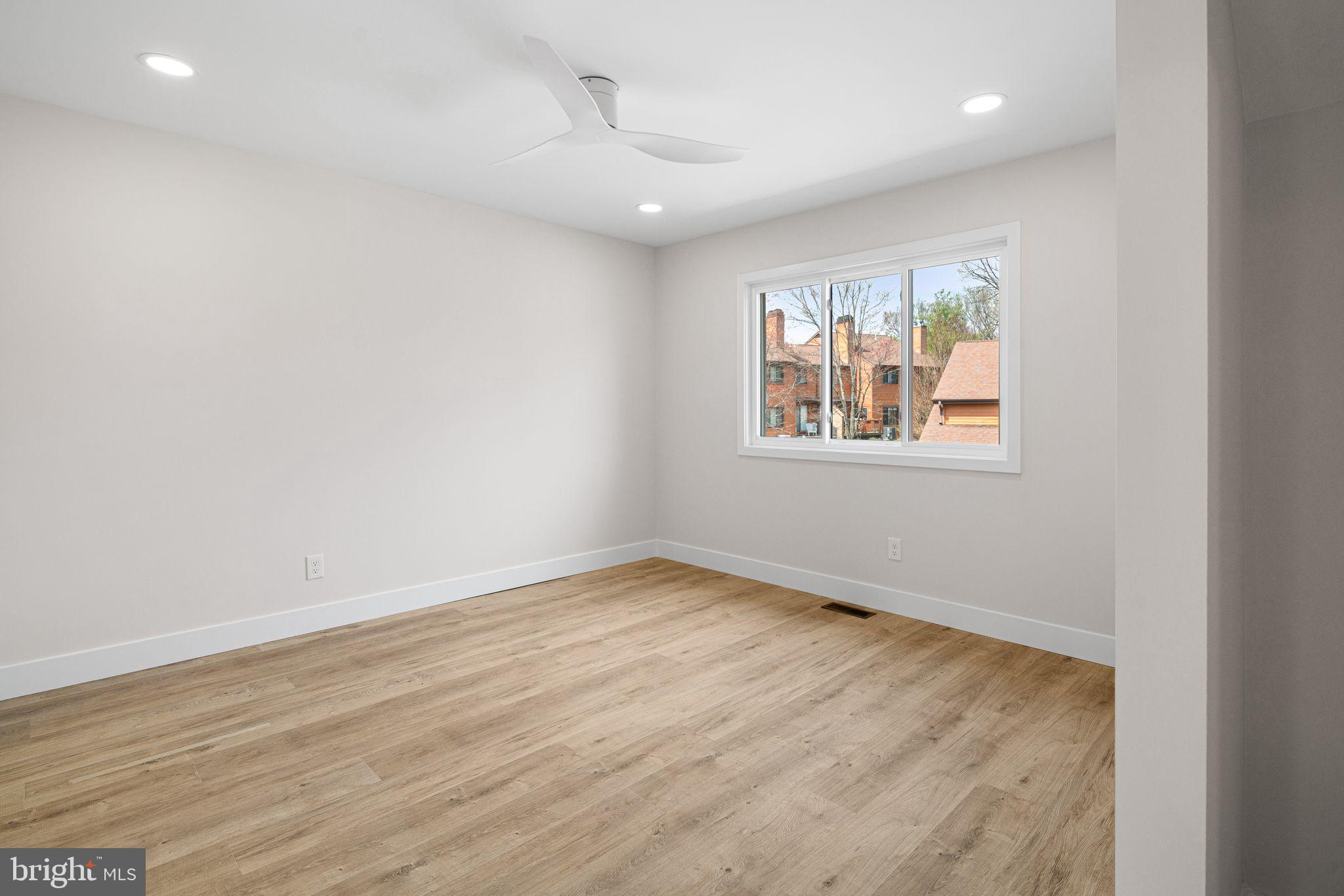 CROOKED CROSSING - Residential