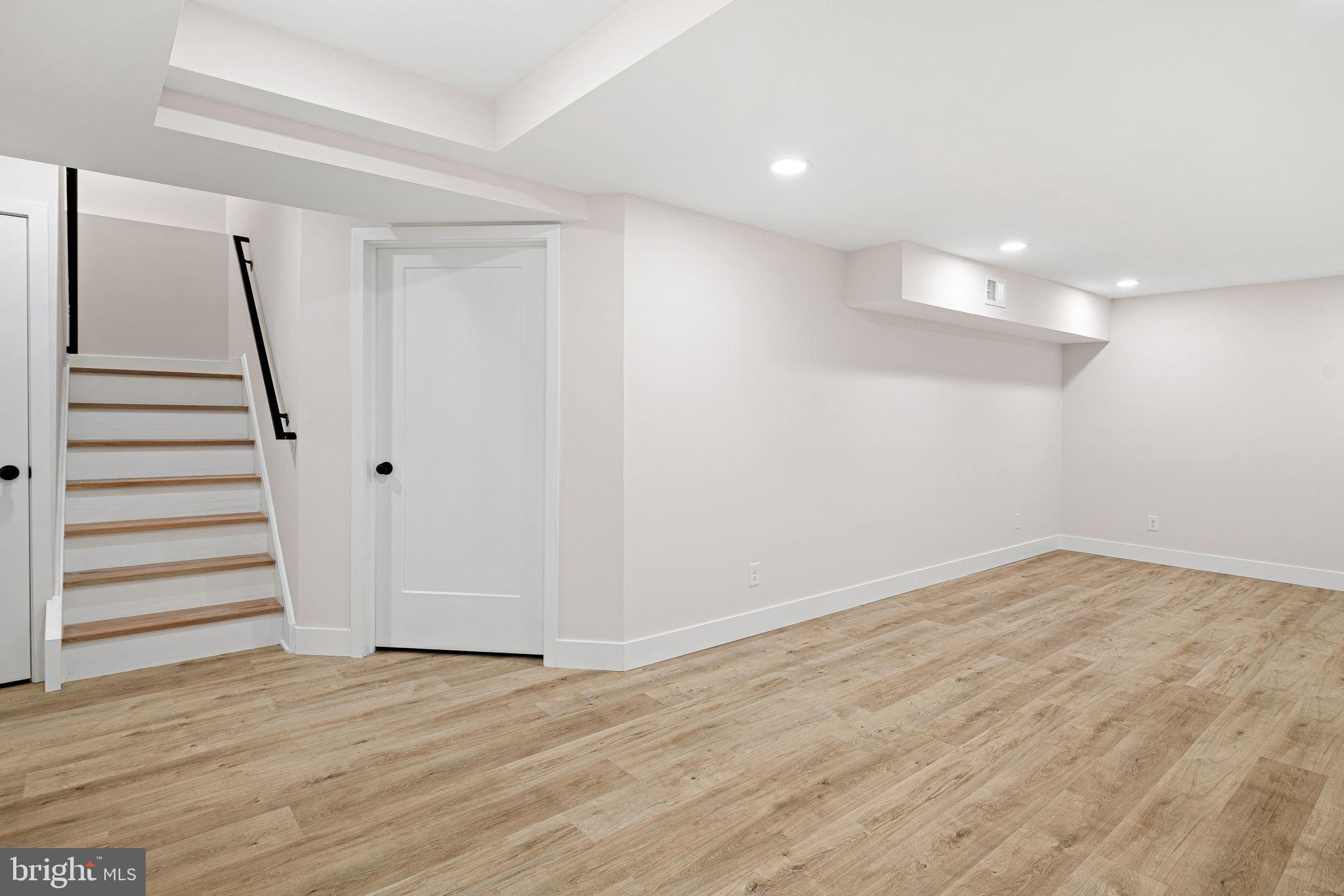 CROOKED CROSSING - Residential