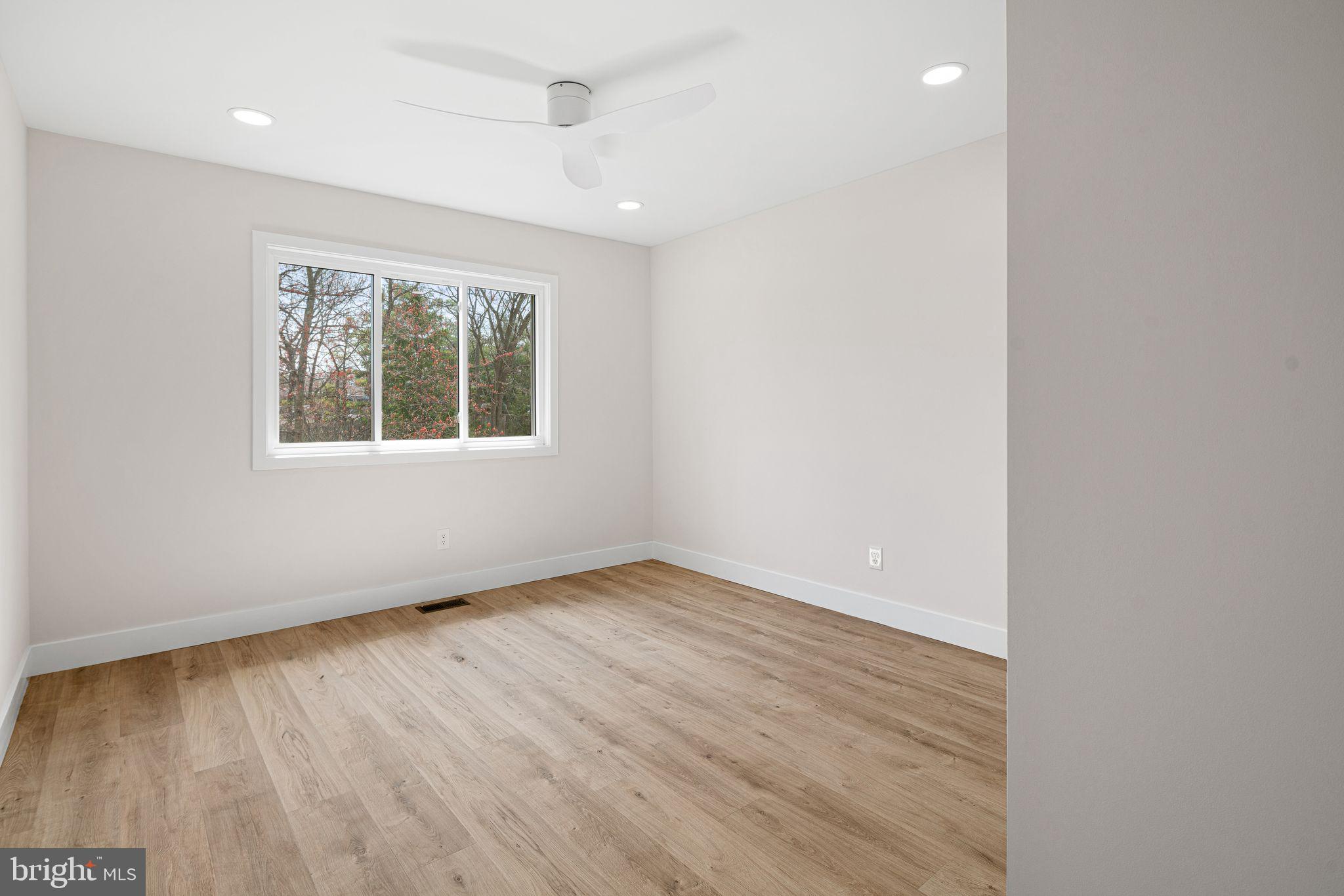 CROOKED CROSSING - Residential