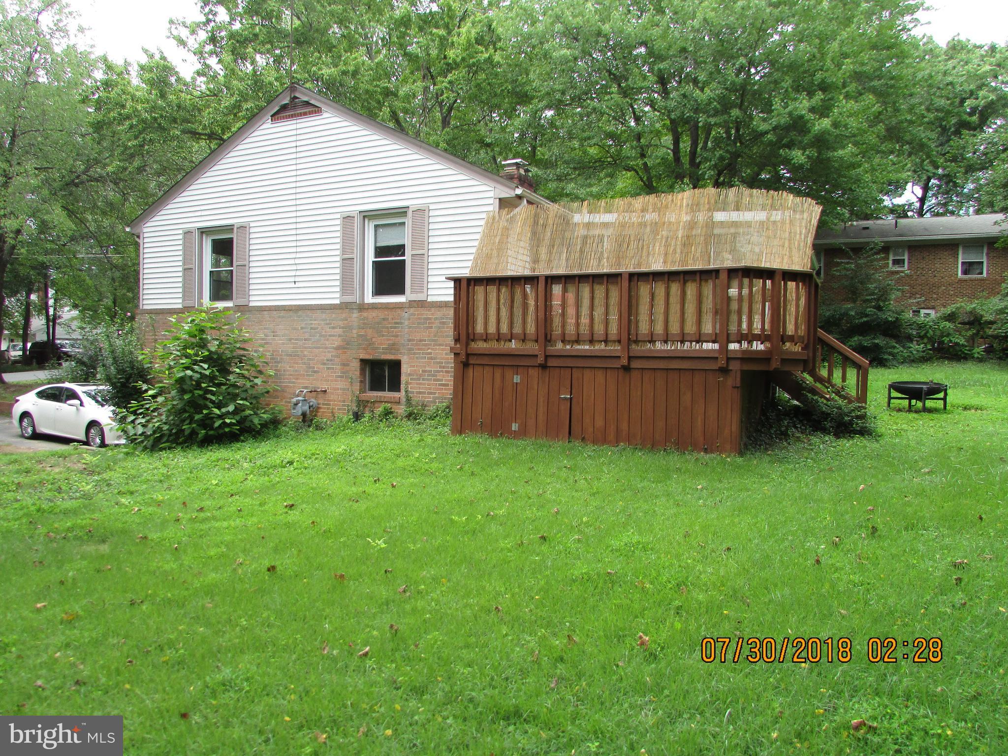 VAN VLECKS - Residential Lease