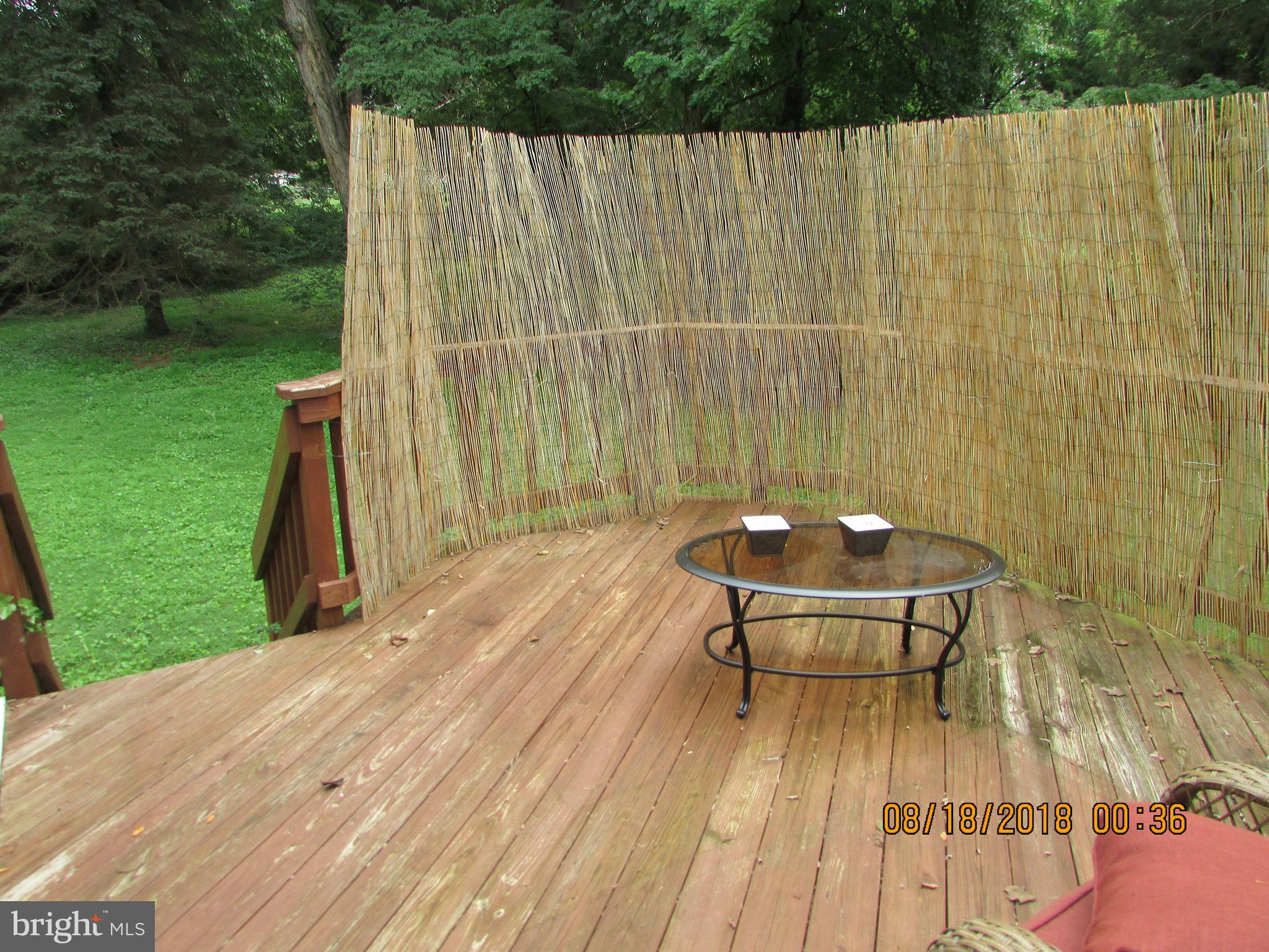 VAN VLECKS - Residential Lease