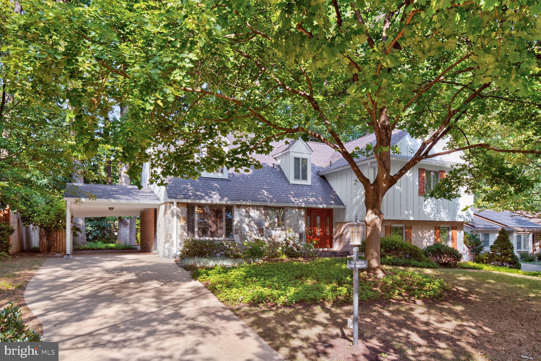1988 LANCASHIRE DRIVE