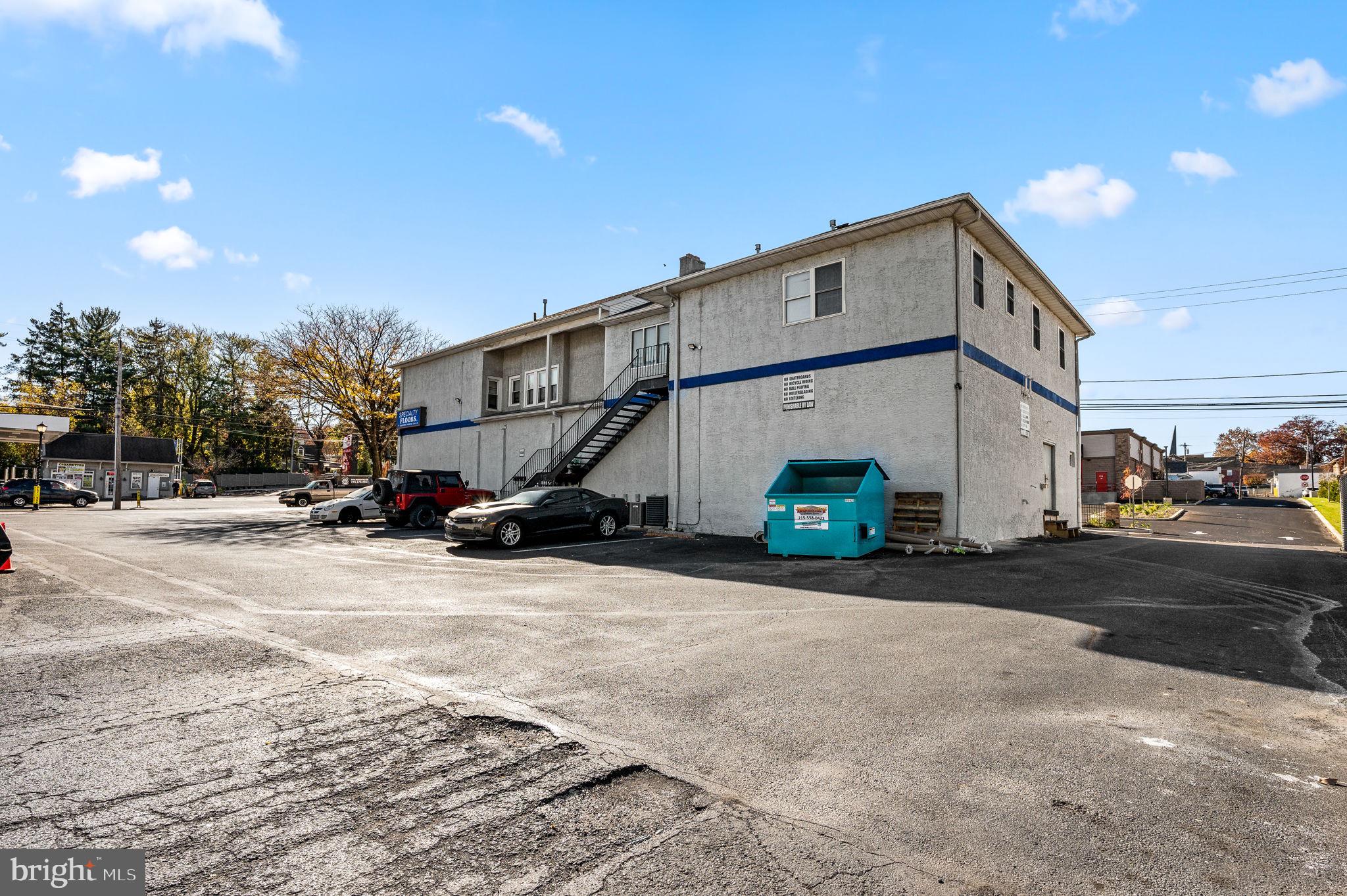 ROSLYN - Commercial Sale