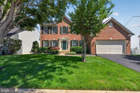 Photo of 12809 Gentle Shade Drive, BRISTOW, VA 20136 (MLS # VAPW2121238)