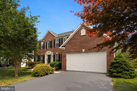 Photo of 12809 Gentle Shade Drive, BRISTOW, VA 20136 (MLS # VAPW2121238)