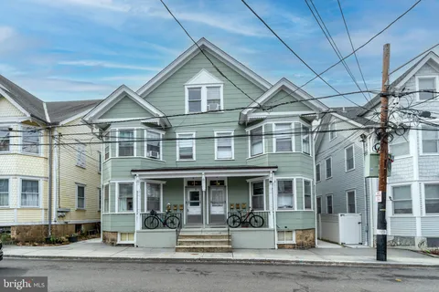 MLS: NJME2073890