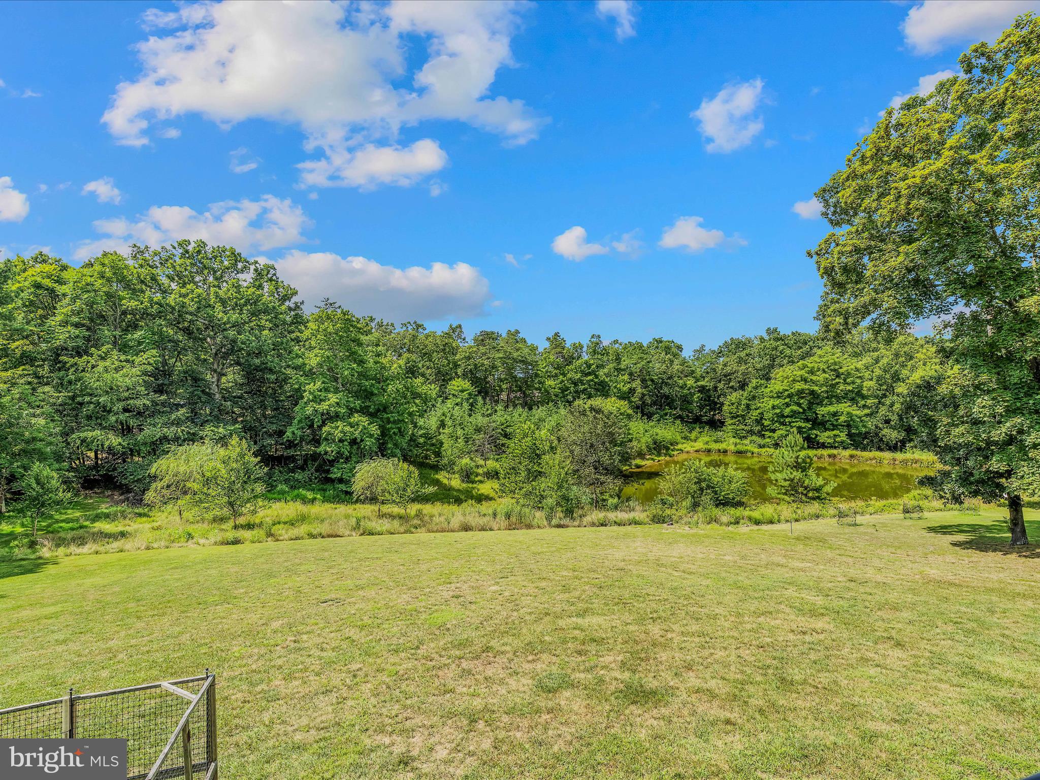 FAIRVIEW OAKS - Residential