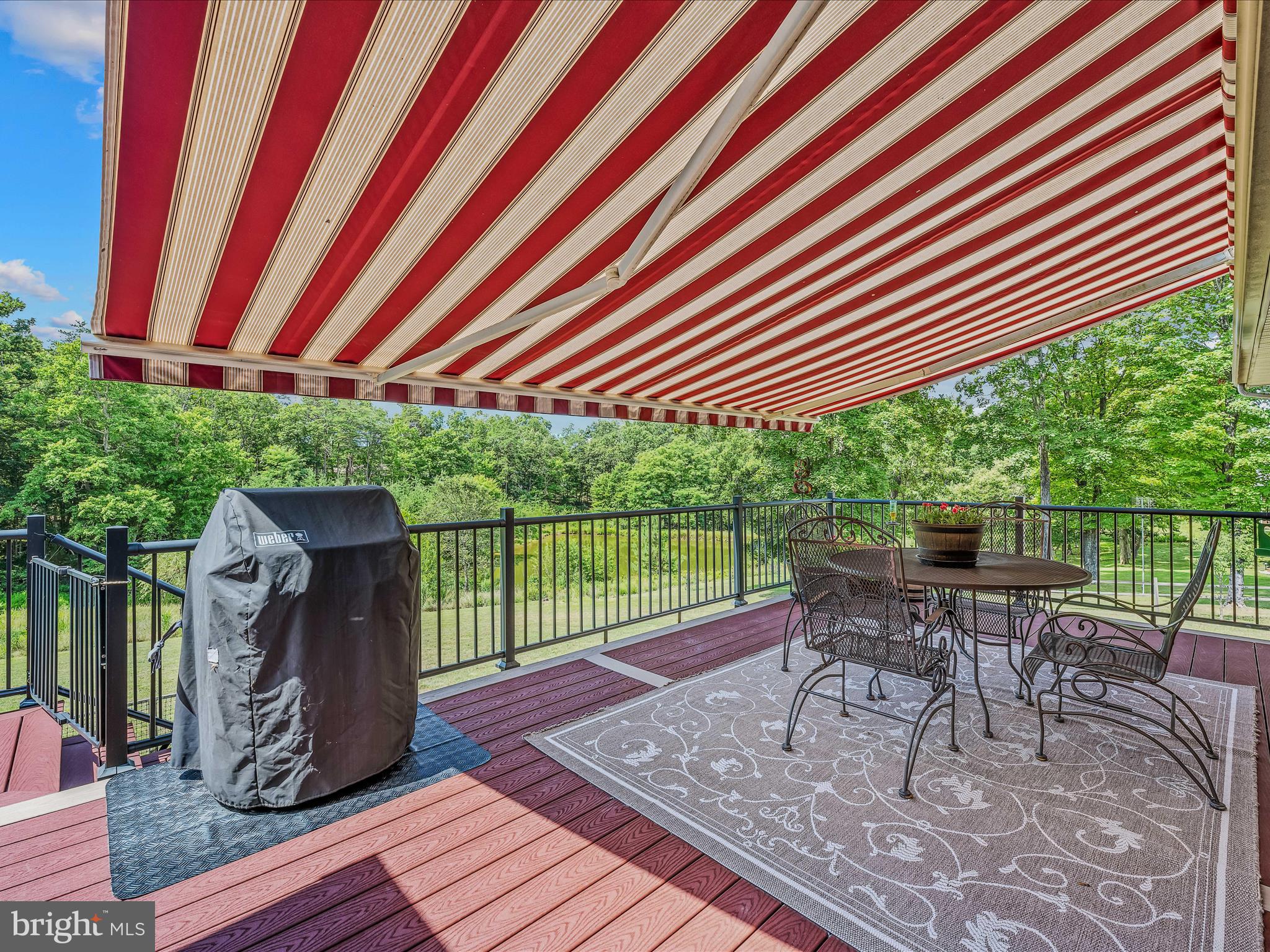 FAIRVIEW OAKS - Residential