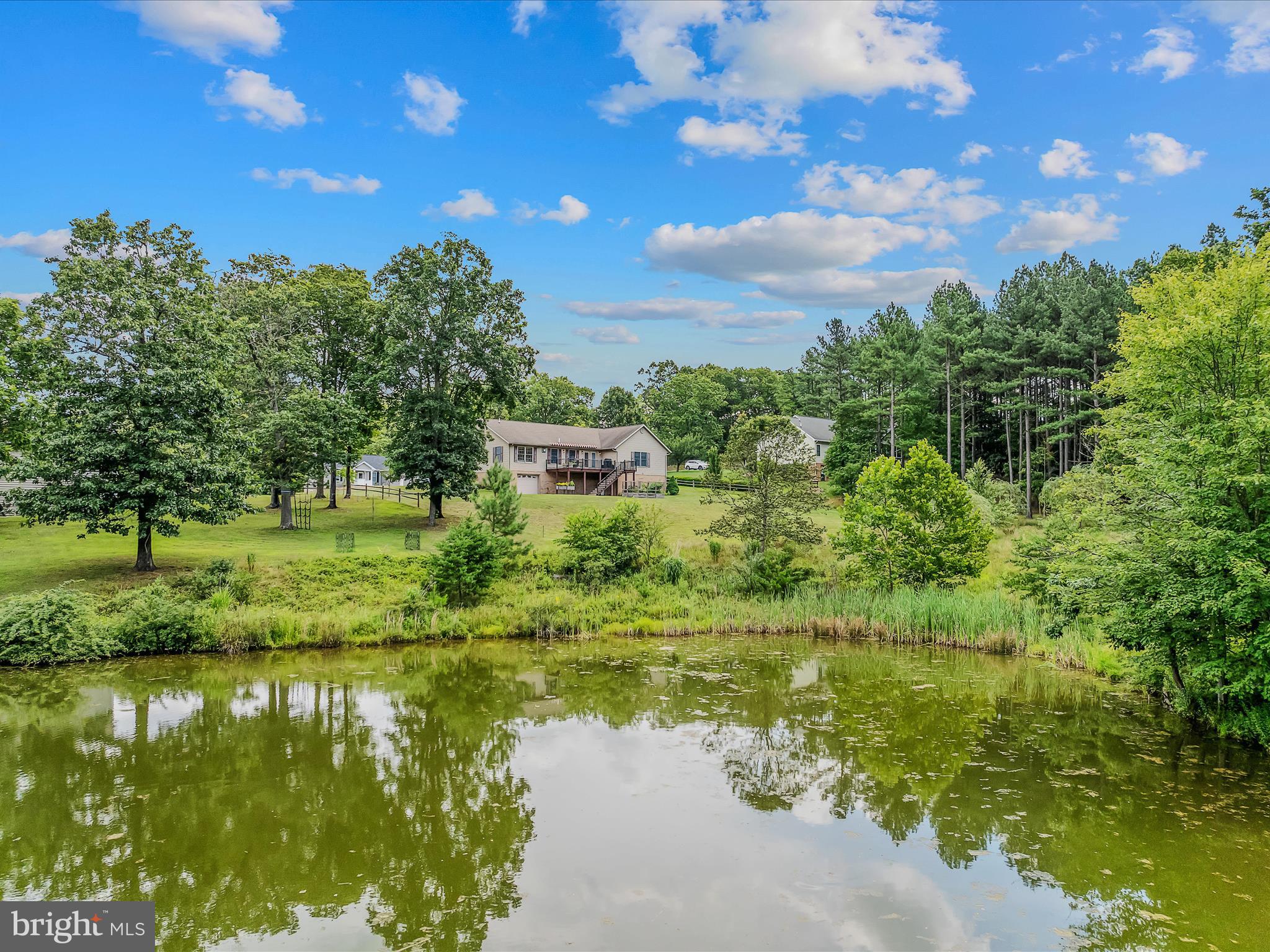 FAIRVIEW OAKS - Residential