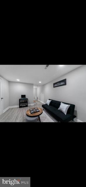 JOHNSTON SQUARE - Residential Lease