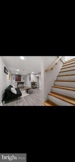 JOHNSTON SQUARE - Residential Lease