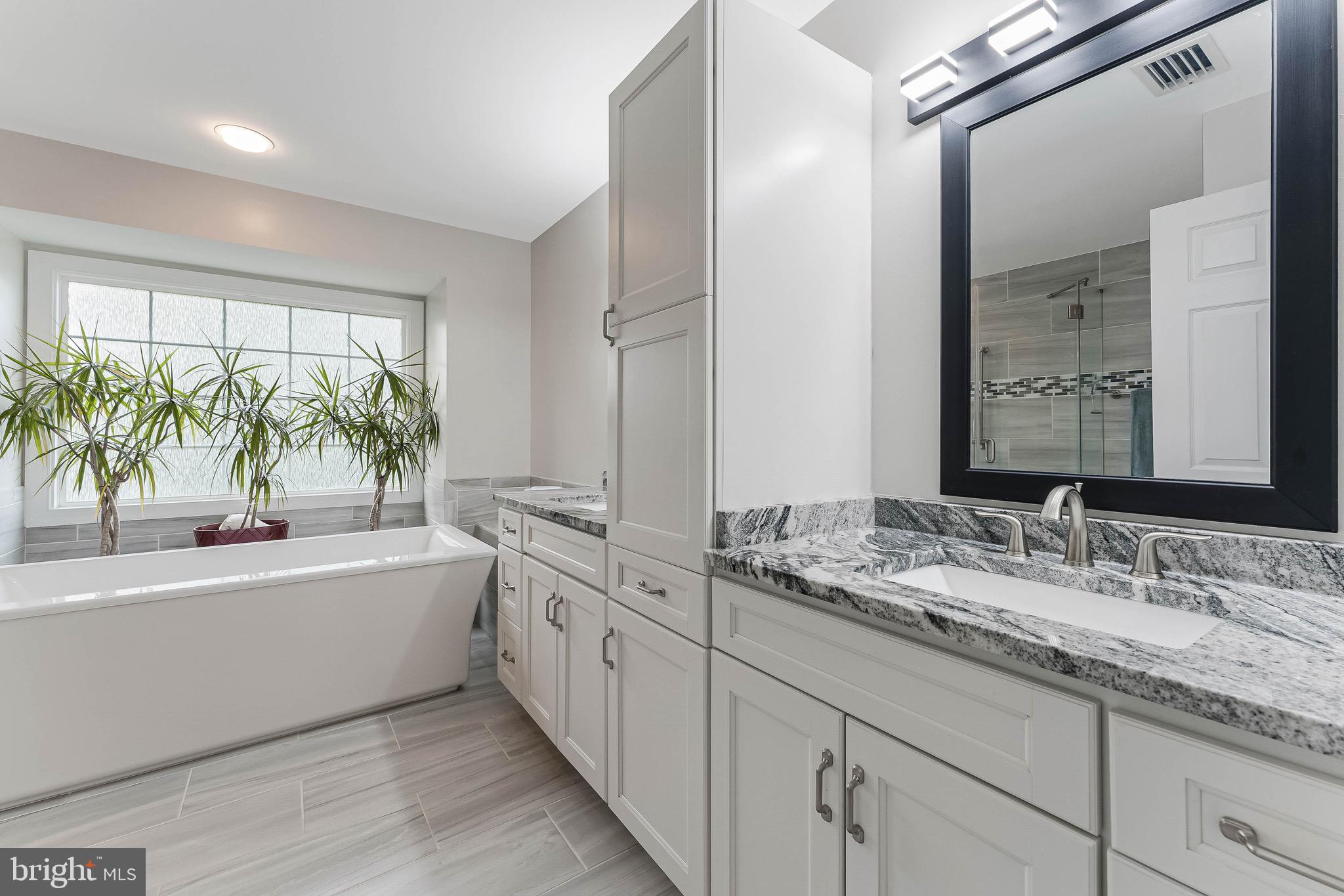 MEADOW HALL - Residential