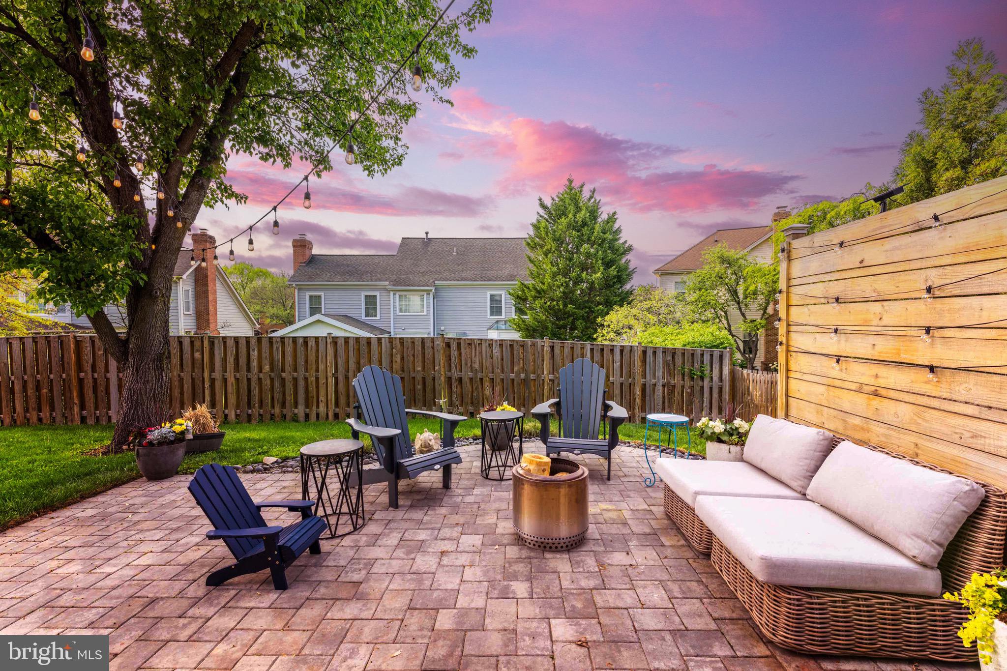 MEADOW HALL - Residential