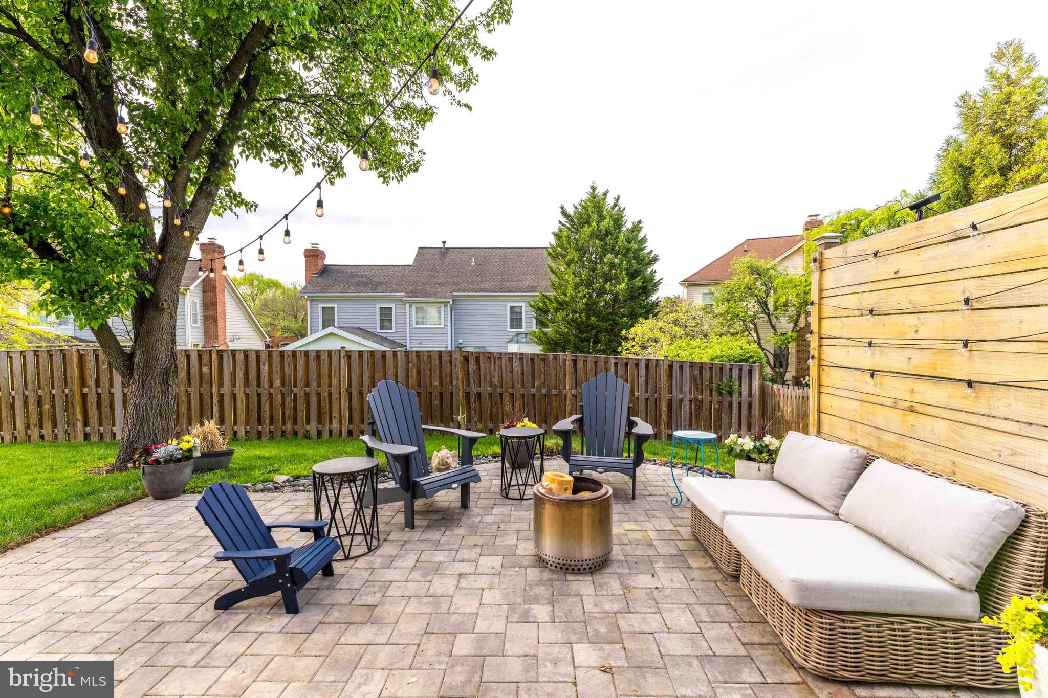 MEADOW HALL - Residential