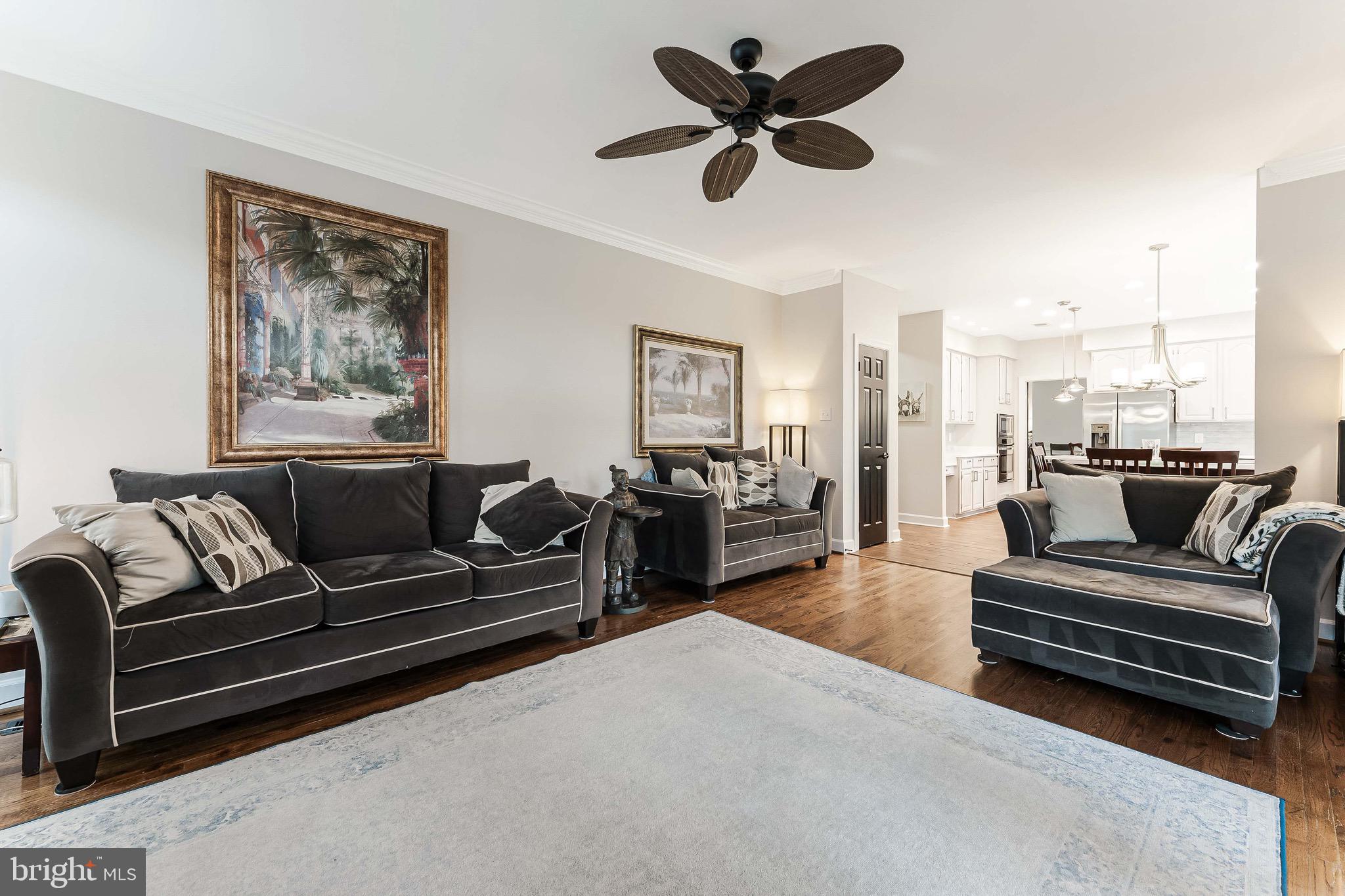 MEADOW HALL - Residential