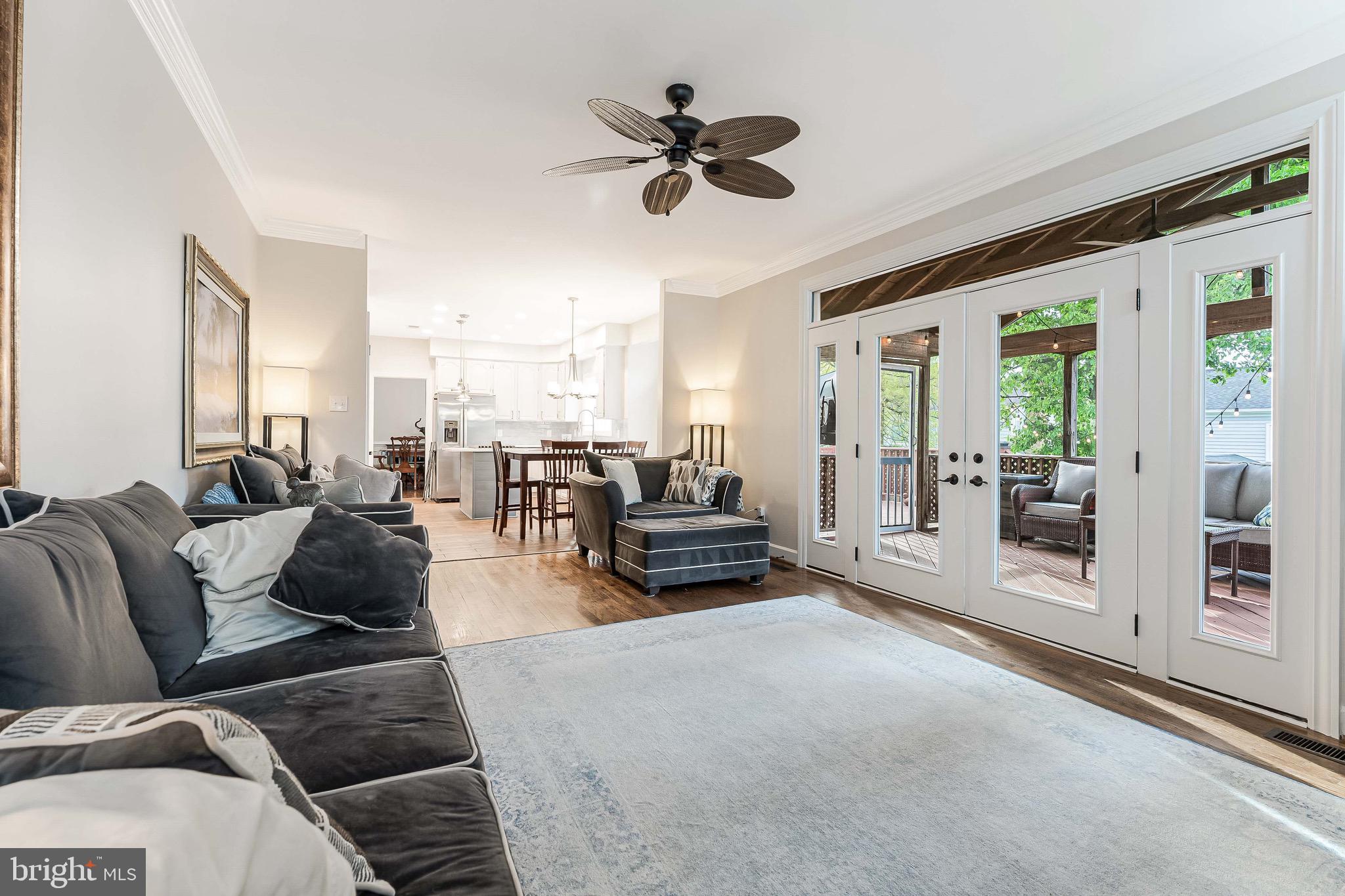 MEADOW HALL - Residential