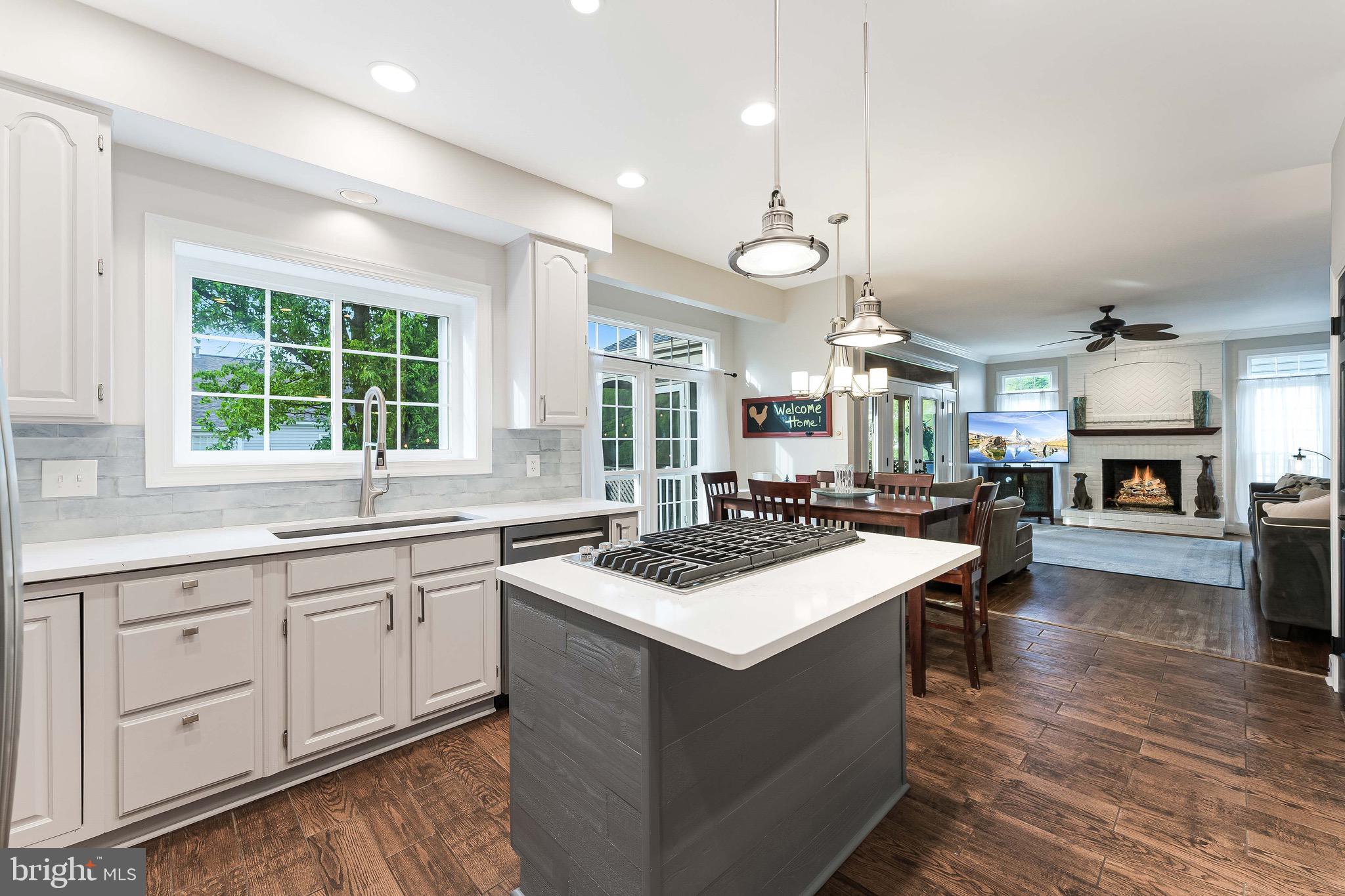 MEADOW HALL - Residential