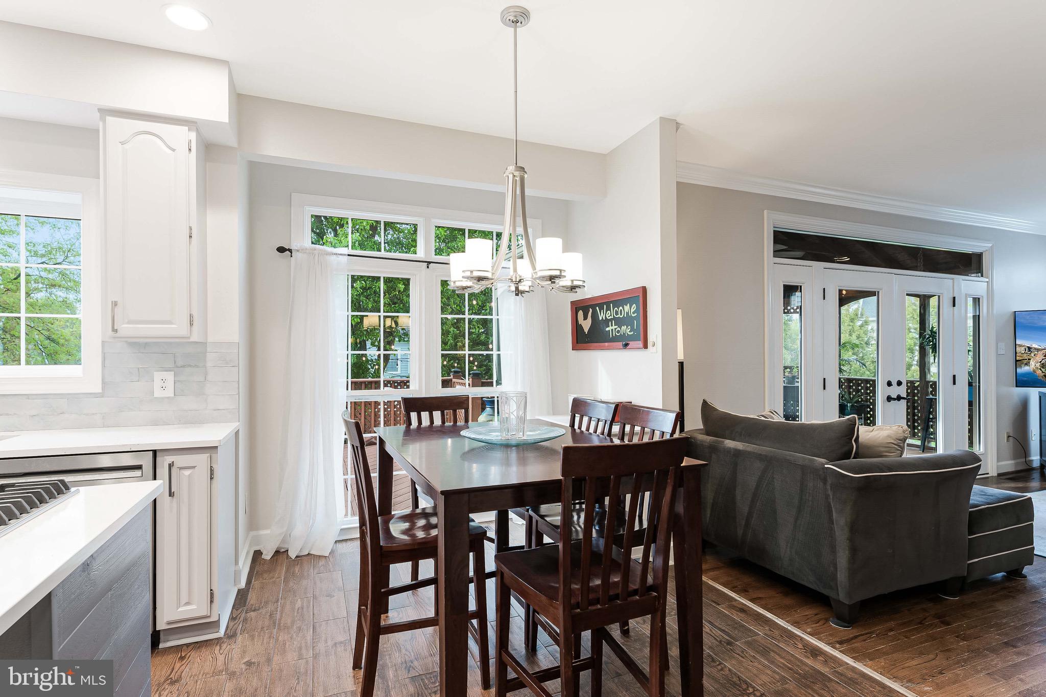 MEADOW HALL - Residential