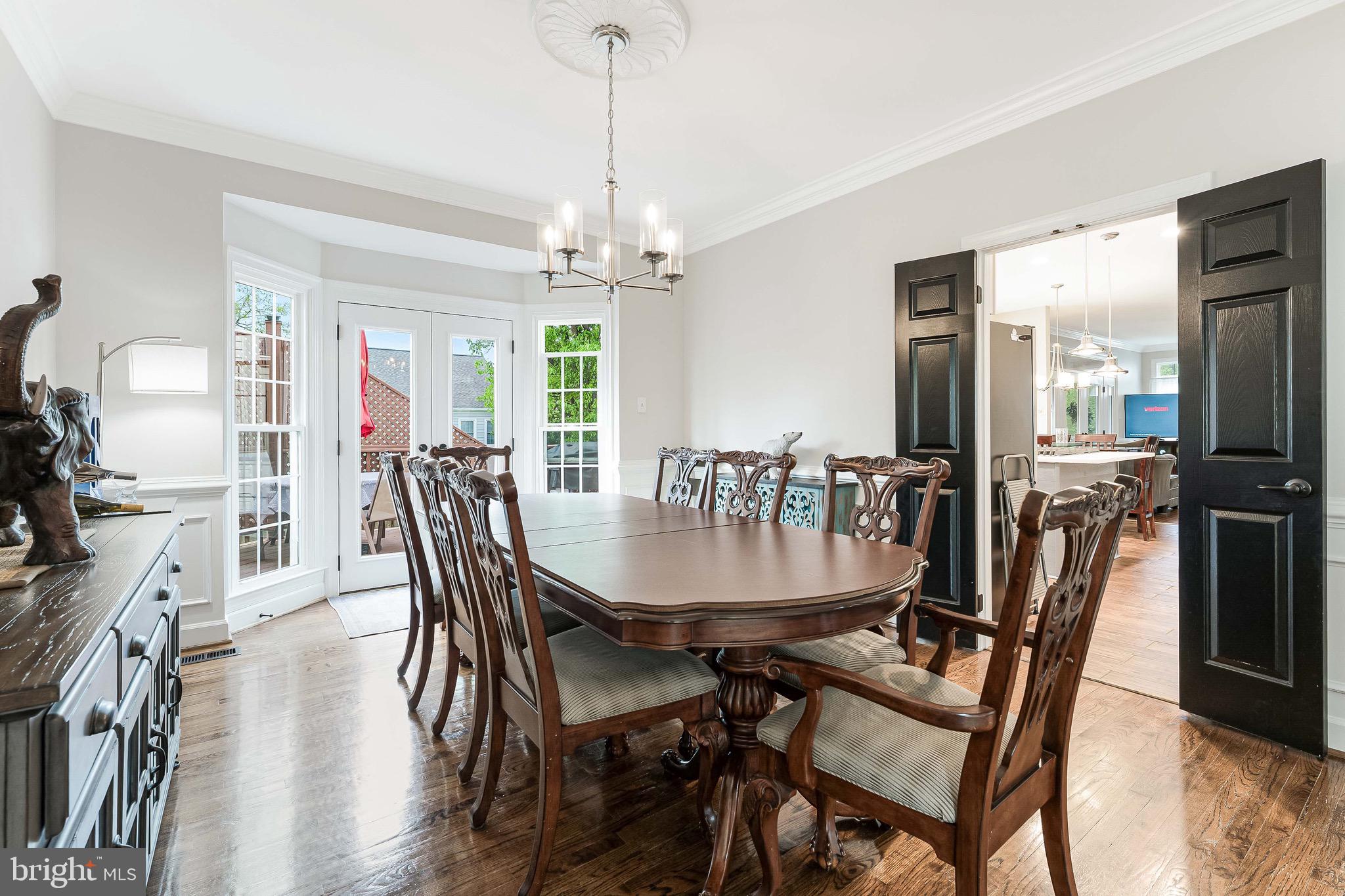 MEADOW HALL - Residential