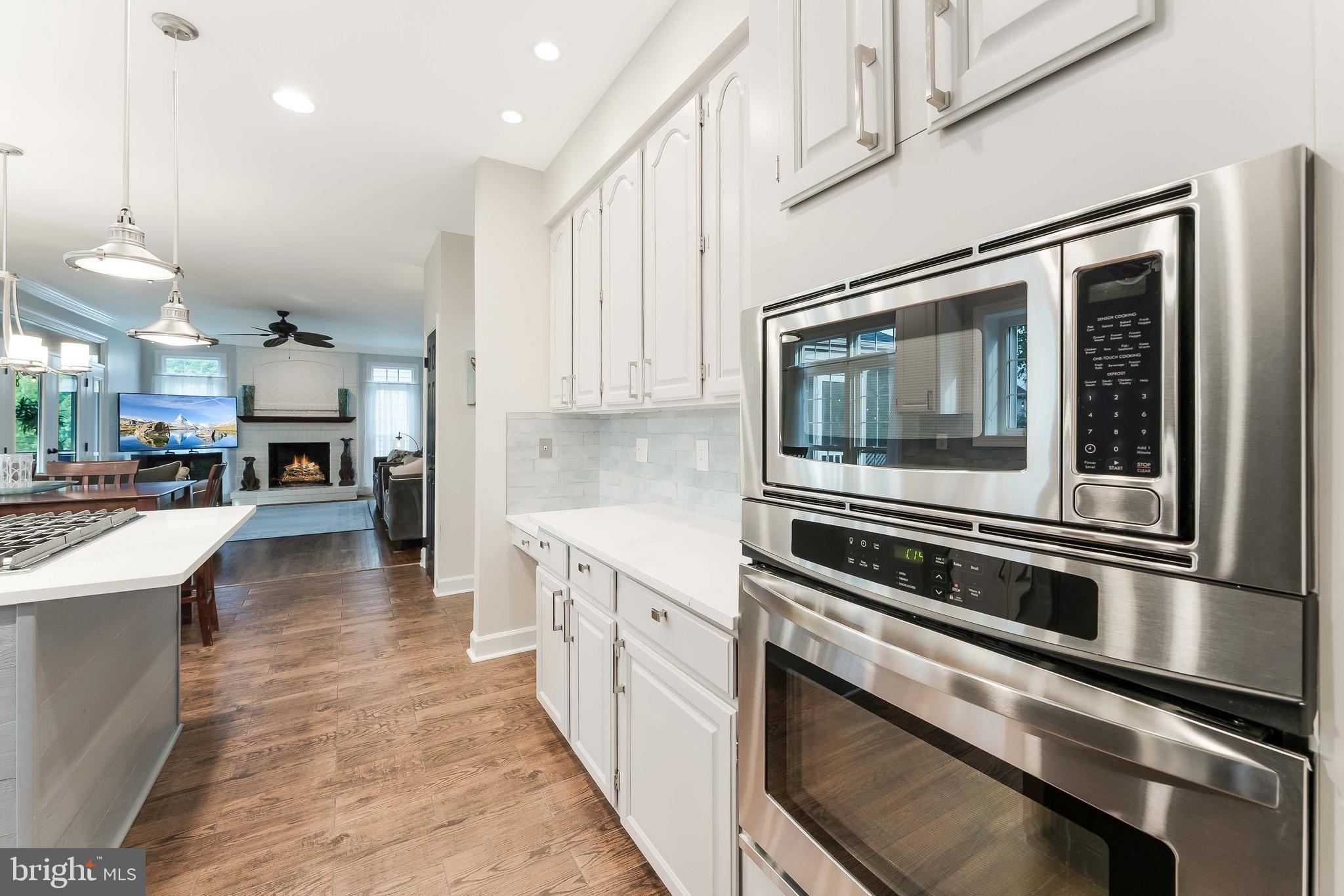 MEADOW HALL - Residential