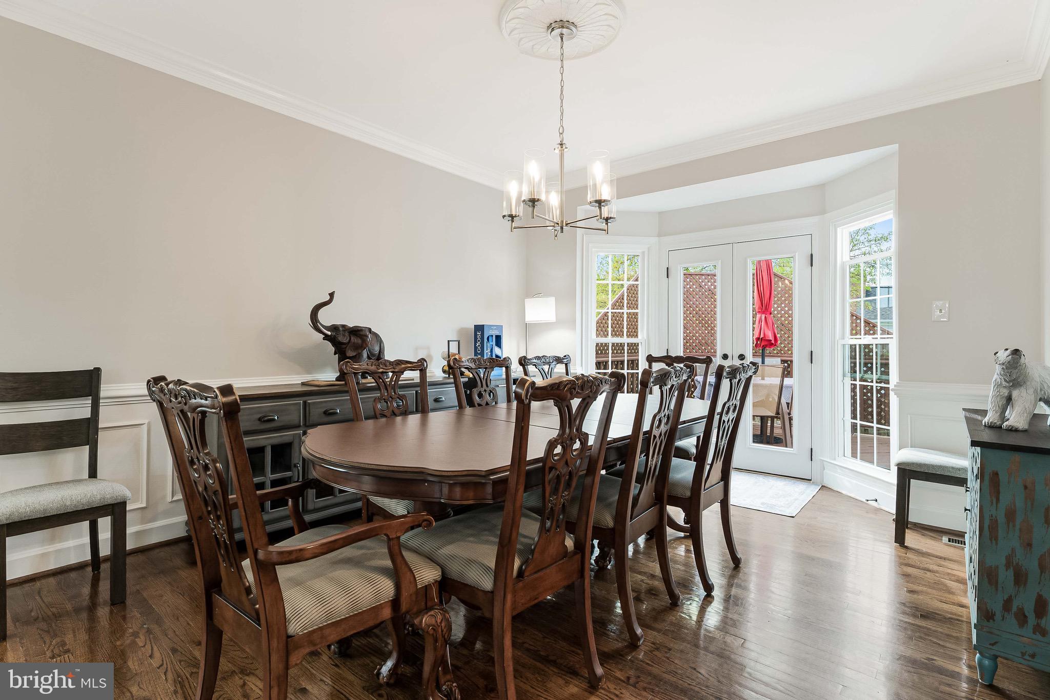 MEADOW HALL - Residential