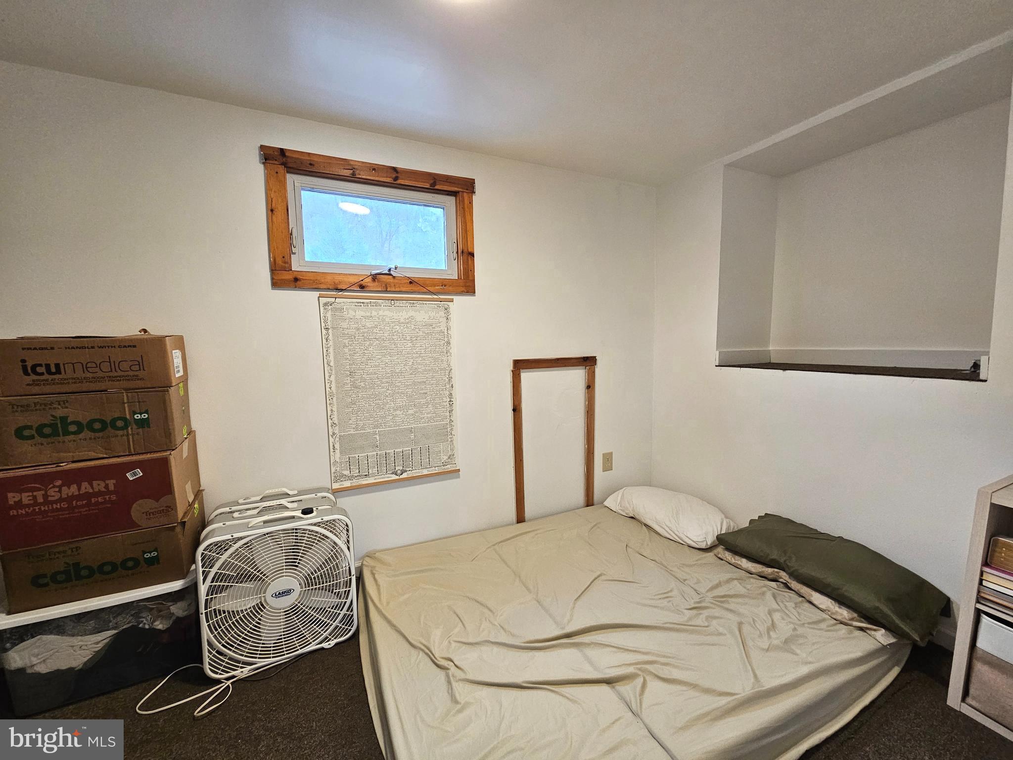 BERKELEY SPRINGS CORPORATION - Residential Lease