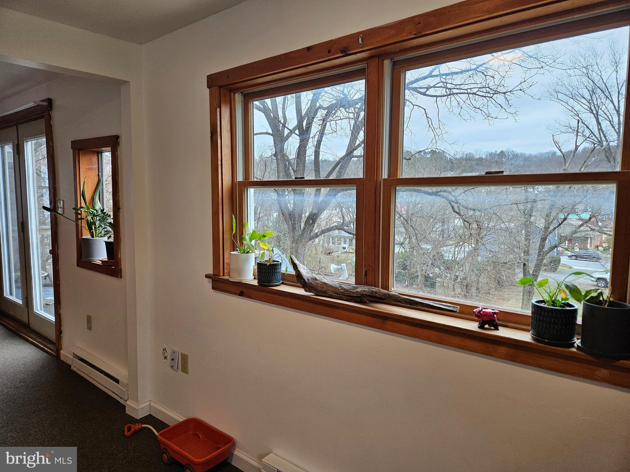 BERKELEY SPRINGS CORPORATION - Residential Lease