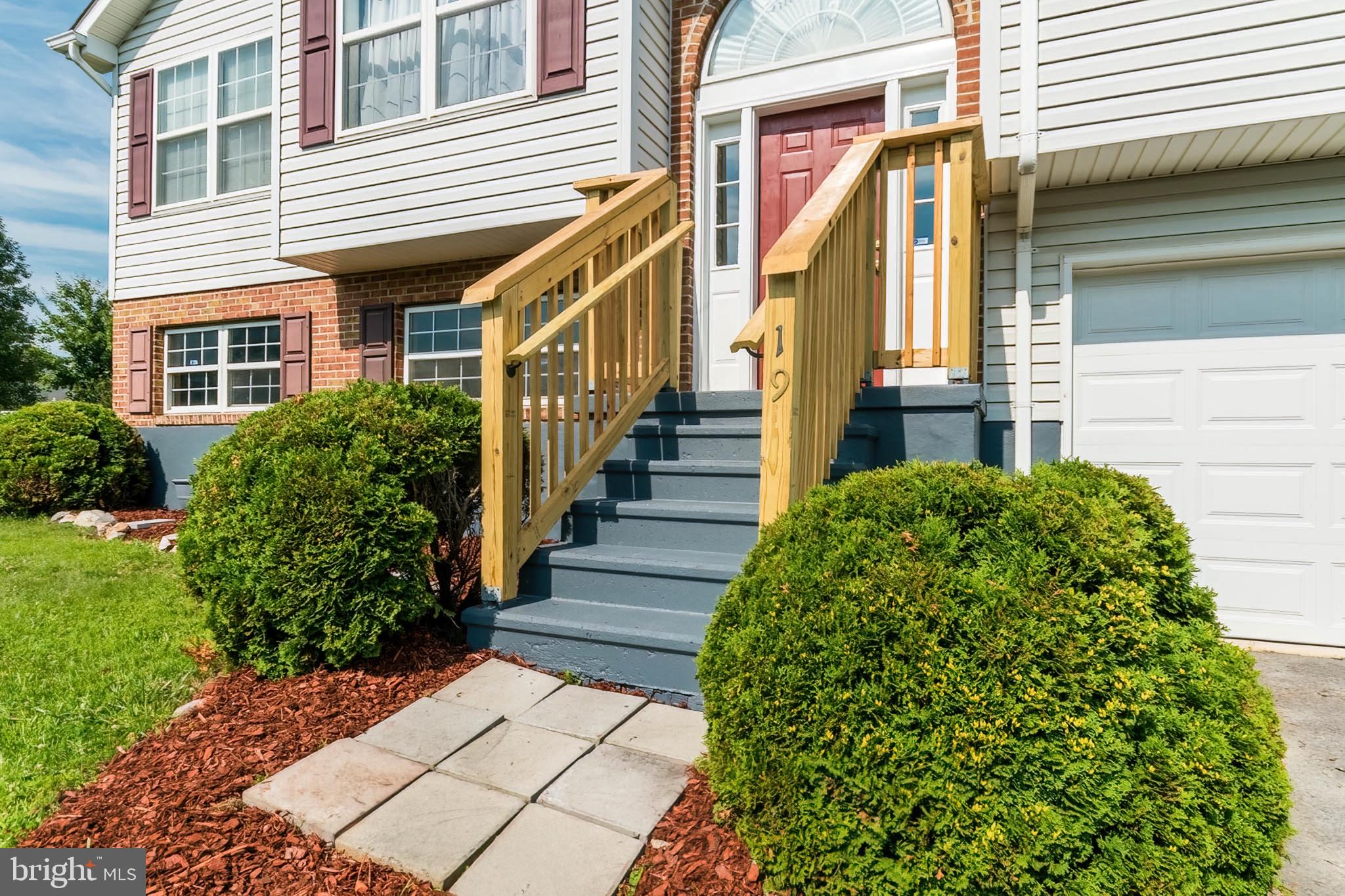 SYCAMORE VILLAGE - Residential