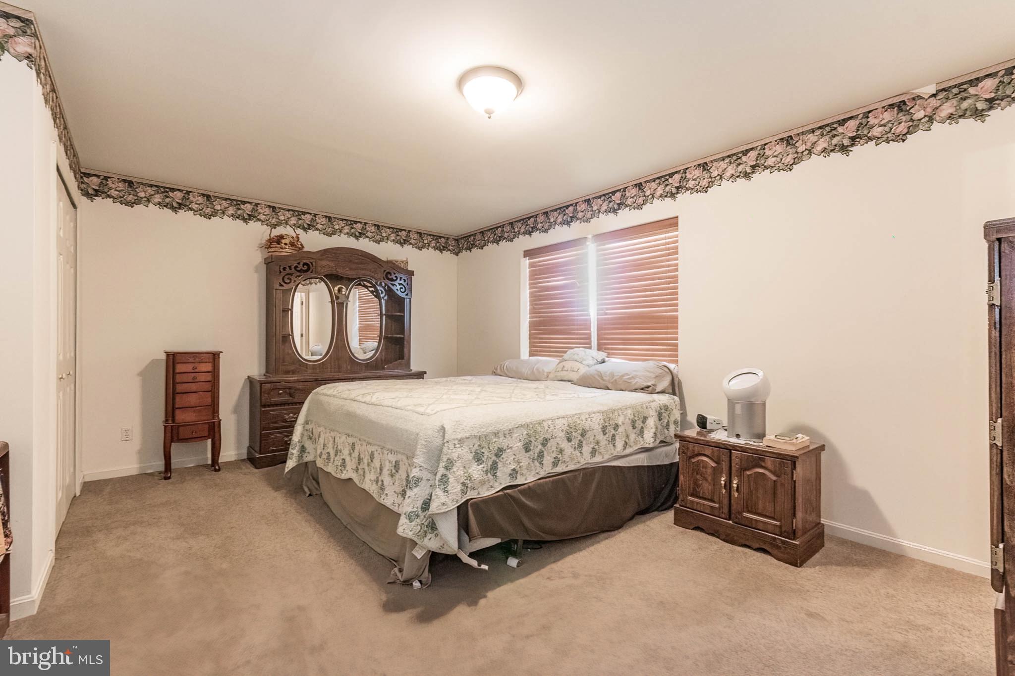 SYCAMORE VILLAGE - Residential