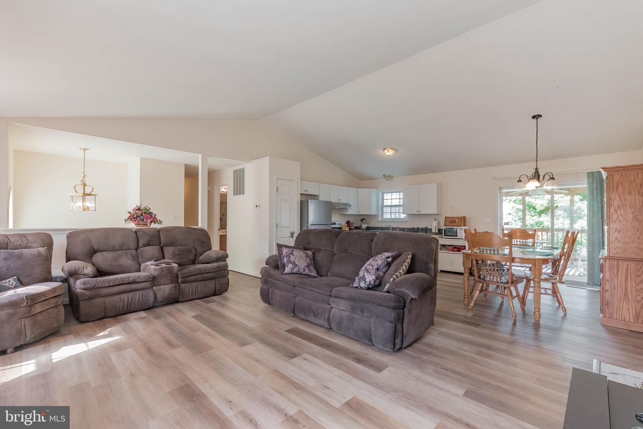 SYCAMORE VILLAGE - Residential