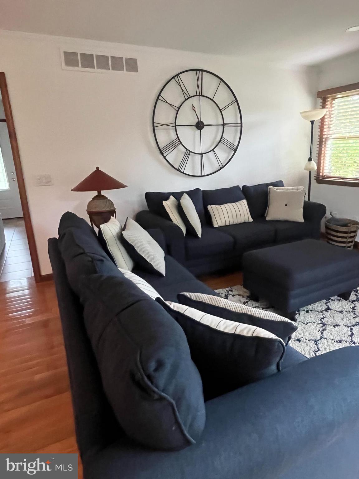 111 W OCEAN AVENUE