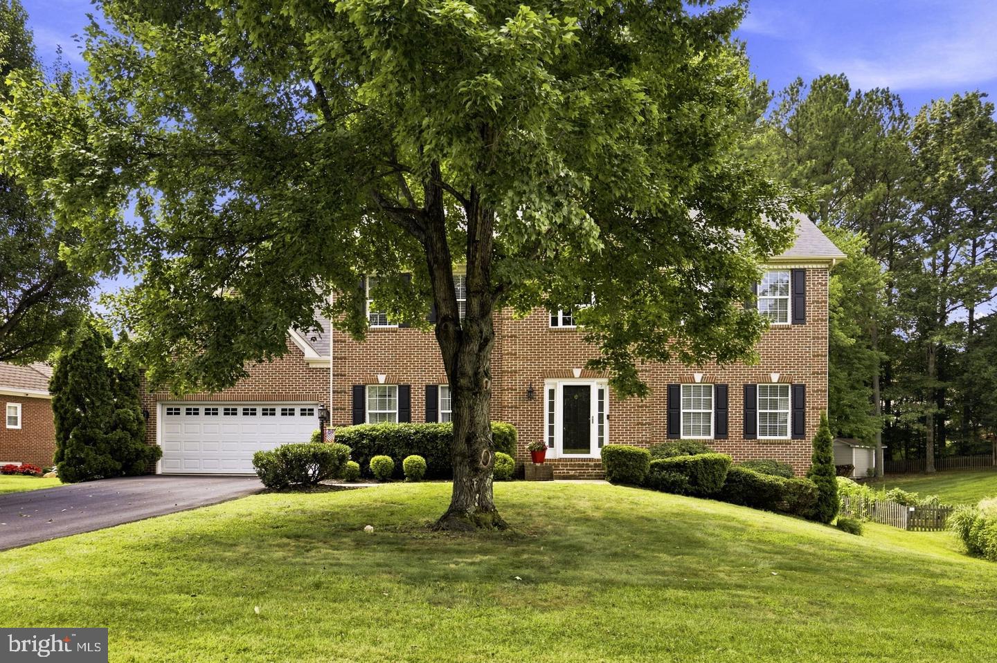 5 LAKEWIND LANE