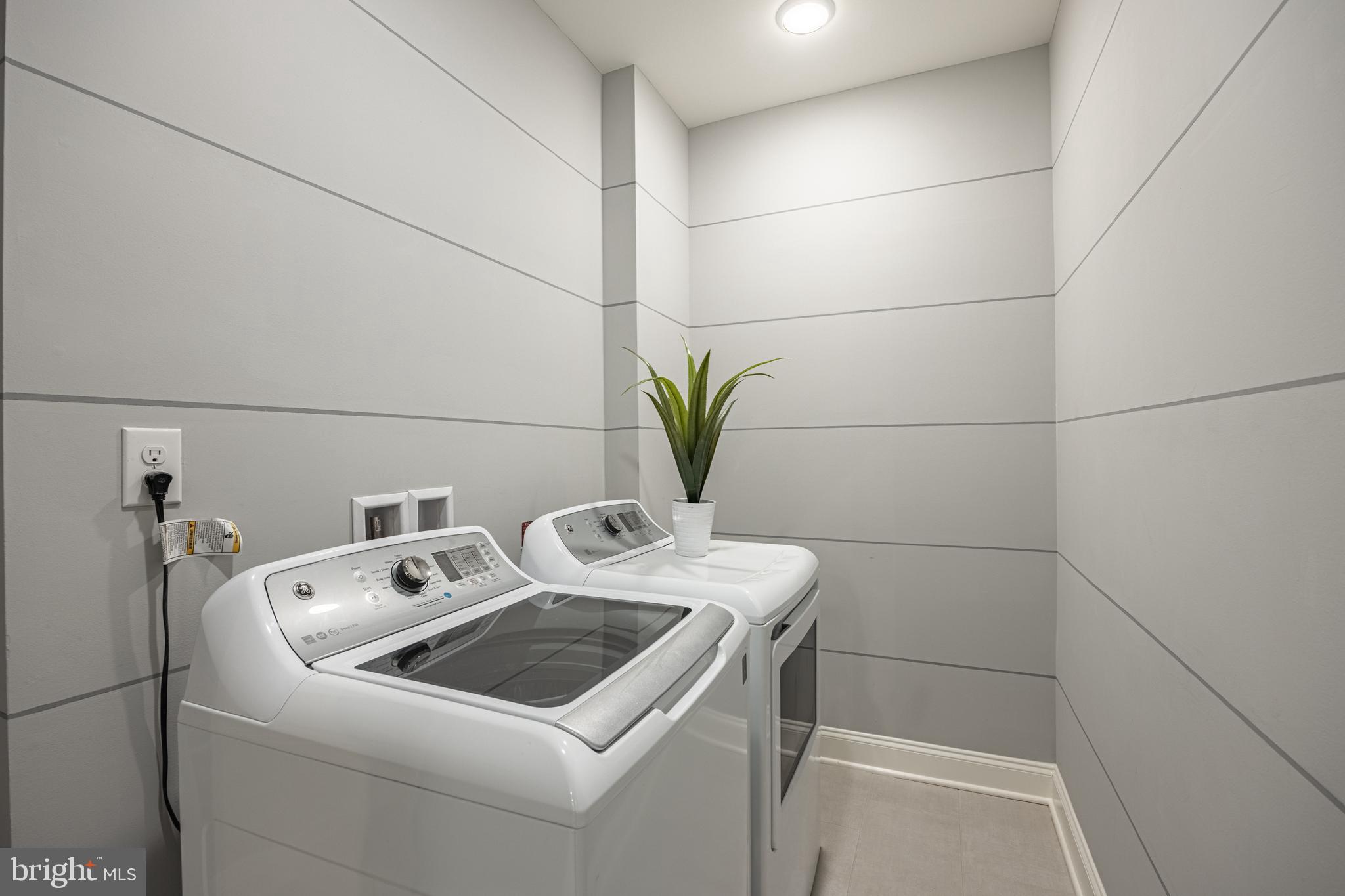 BIRCHWOOD AT BRAMBLETON - Residential