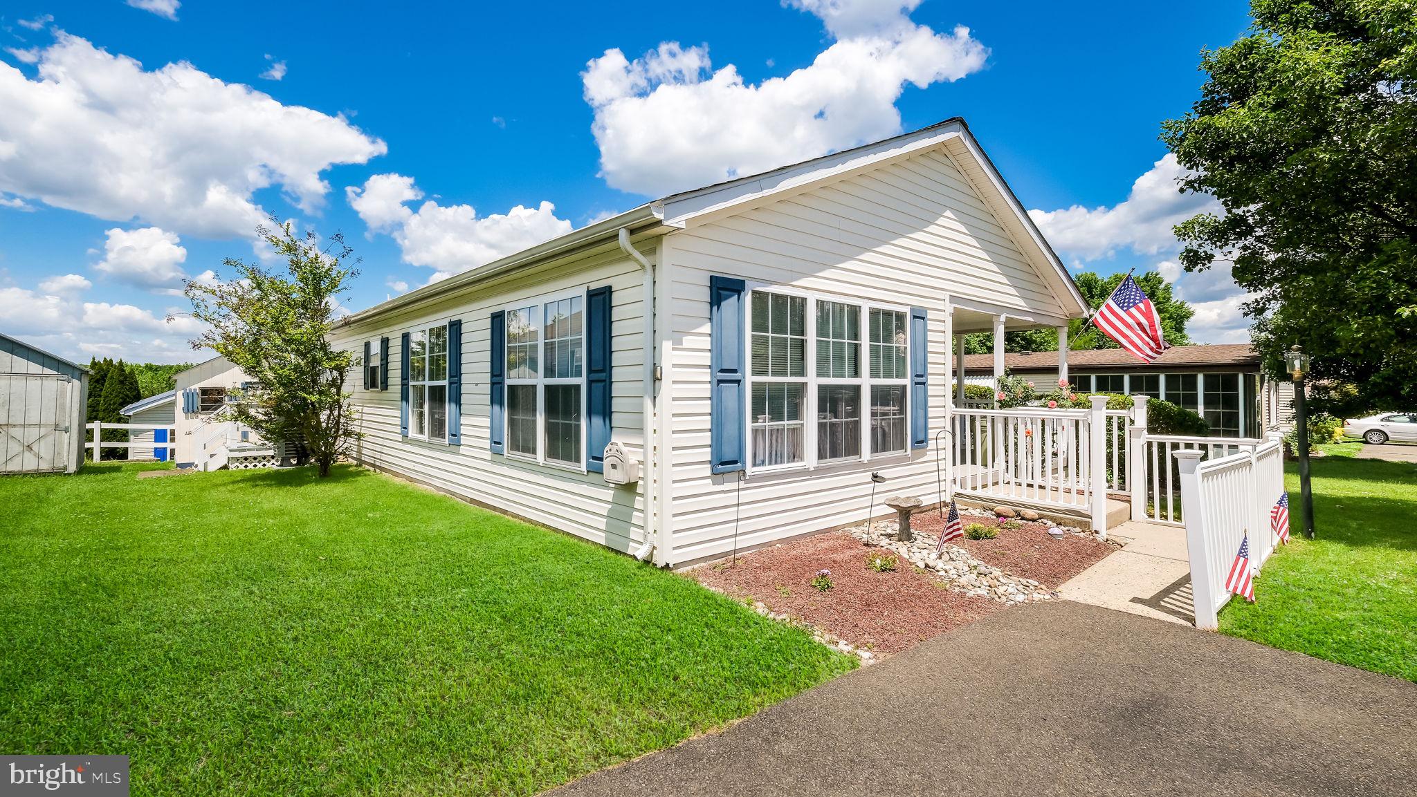 NESHAMINY FALLS - Residential