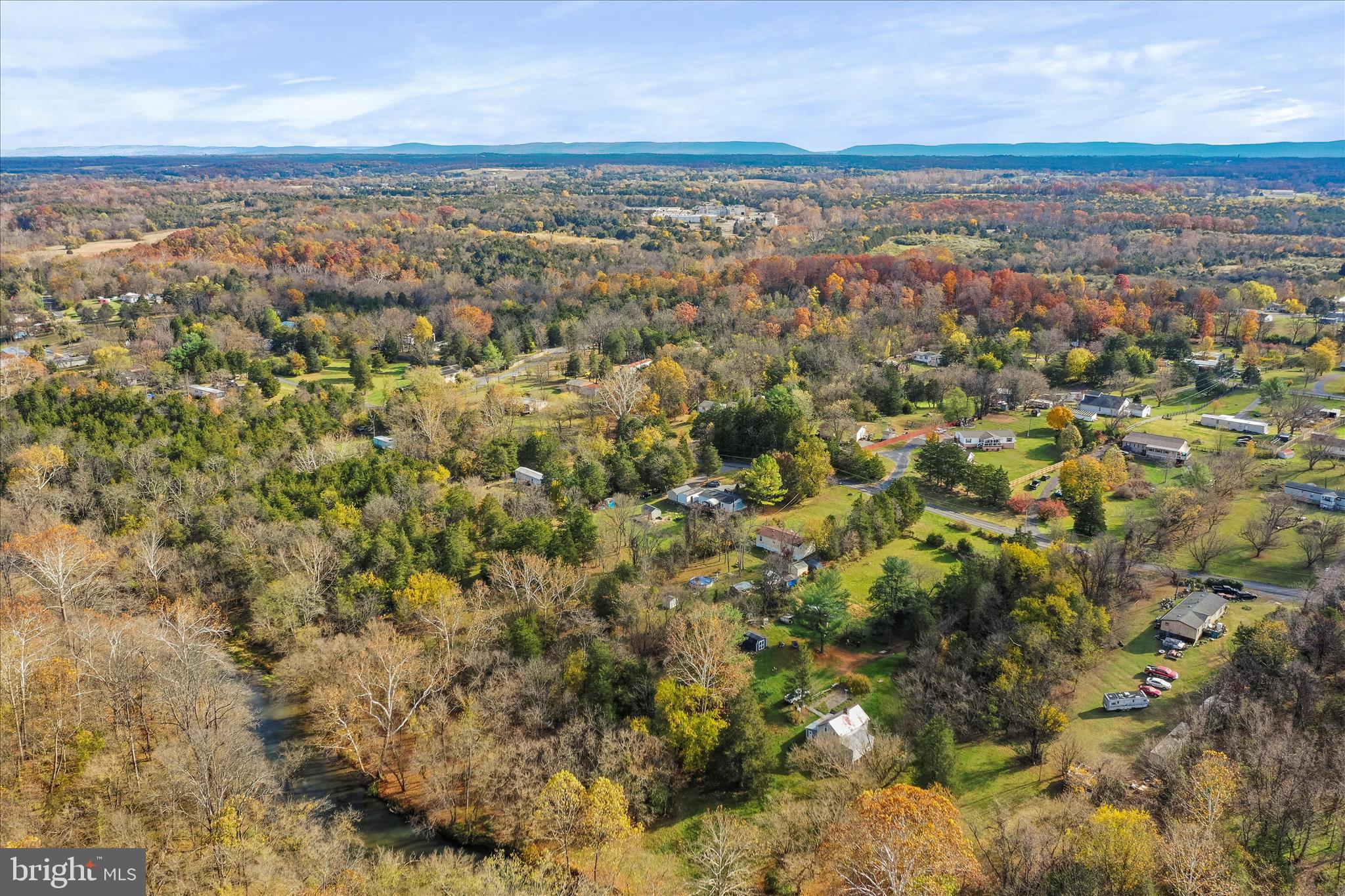 HIDDEN RIVER FARM - Residential