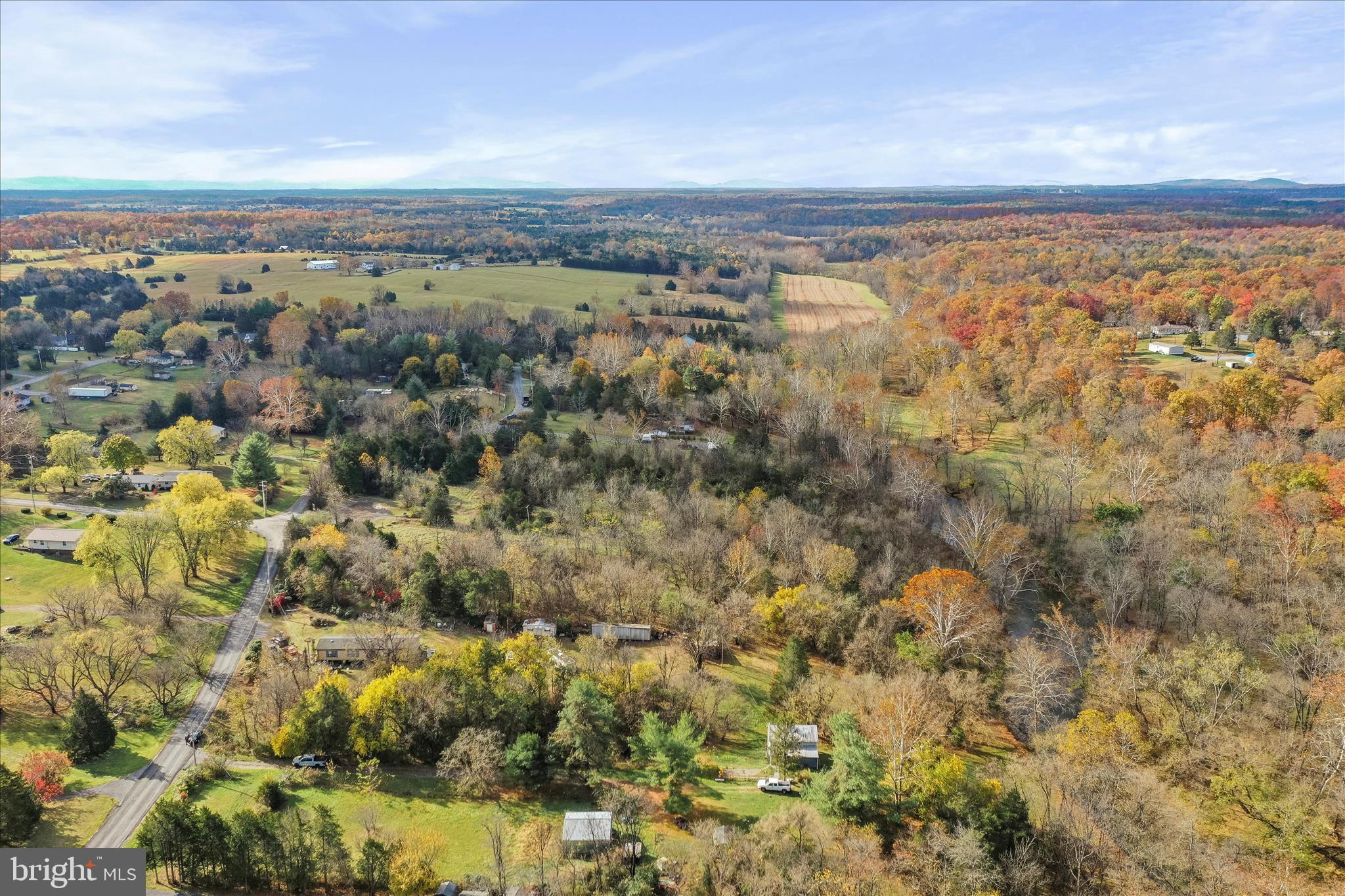 HIDDEN RIVER FARM - Residential