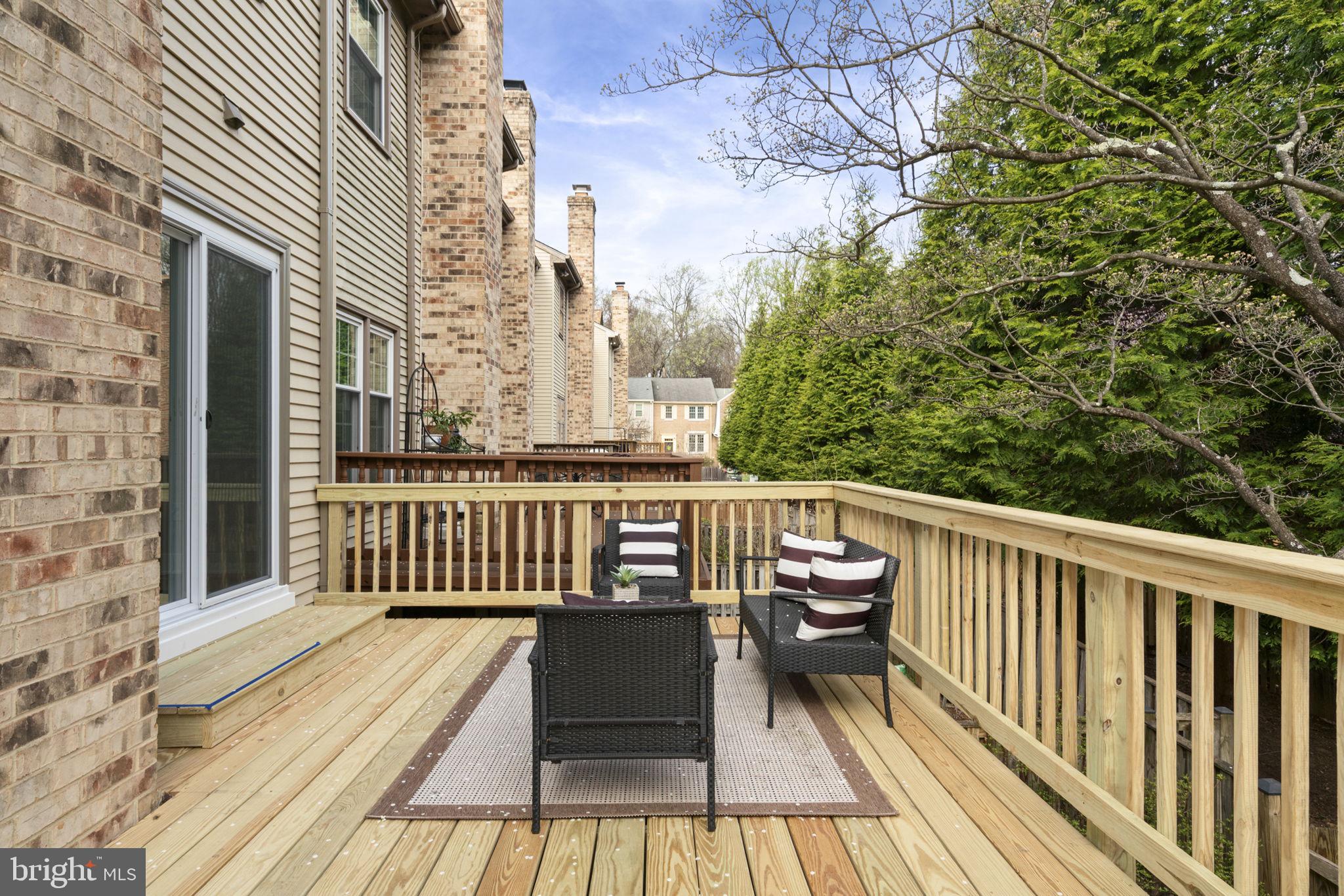 COUNTRY CREEK - Residential