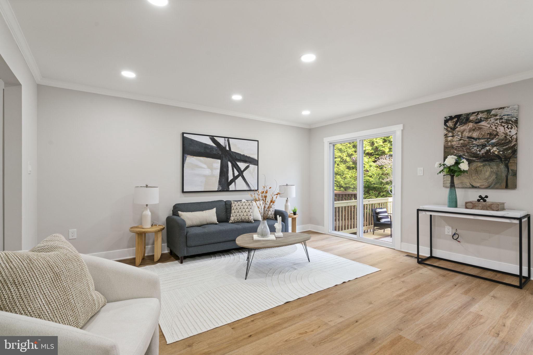 COUNTRY CREEK - Residential