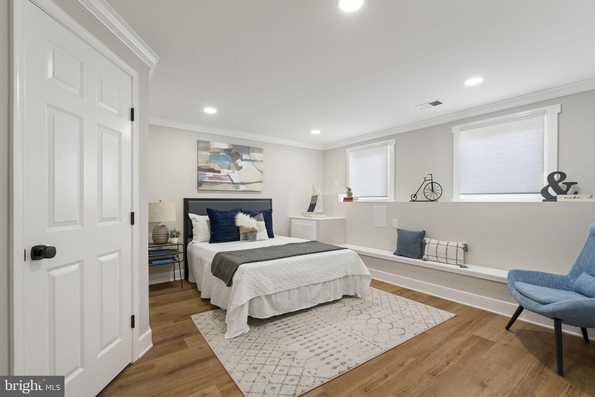 COUNTRY CREEK - Residential