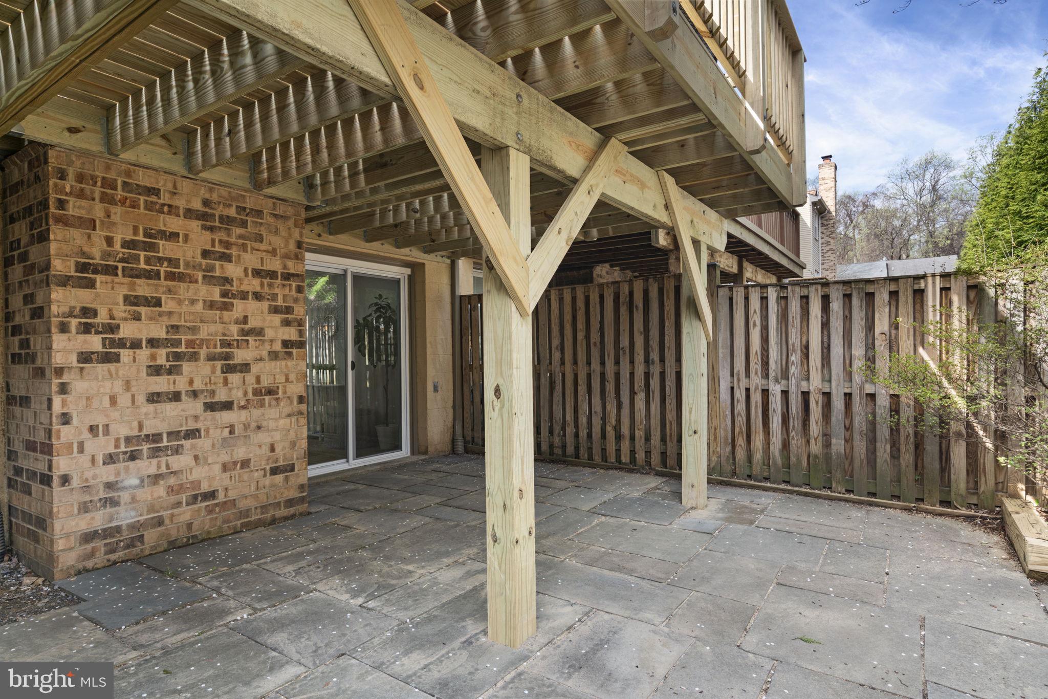 COUNTRY CREEK - Residential