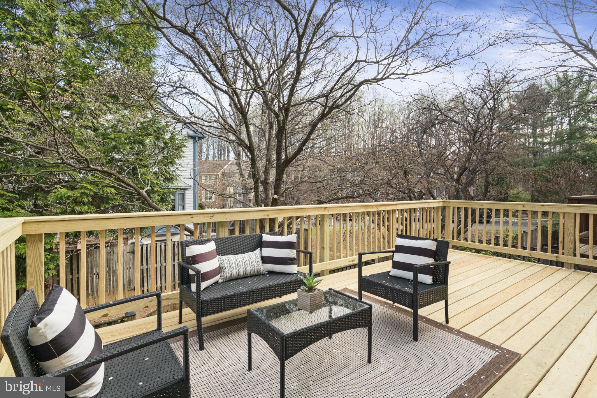 COUNTRY CREEK - Residential