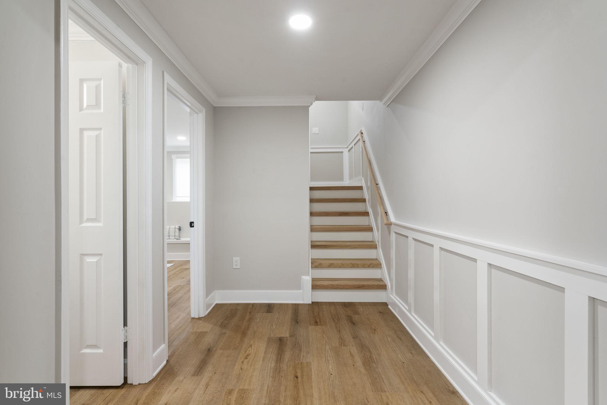 COUNTRY CREEK - Residential