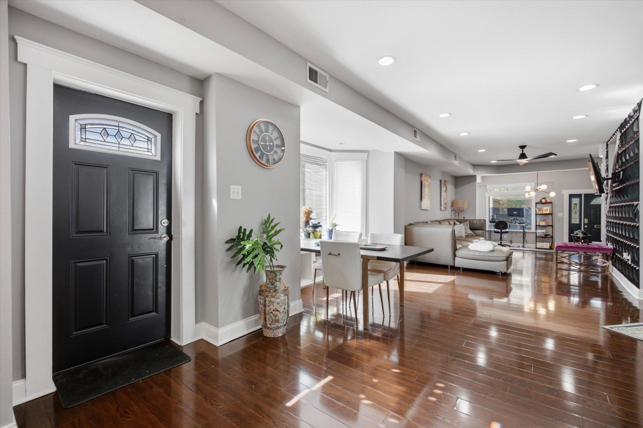 COBBS CREEK - Residential