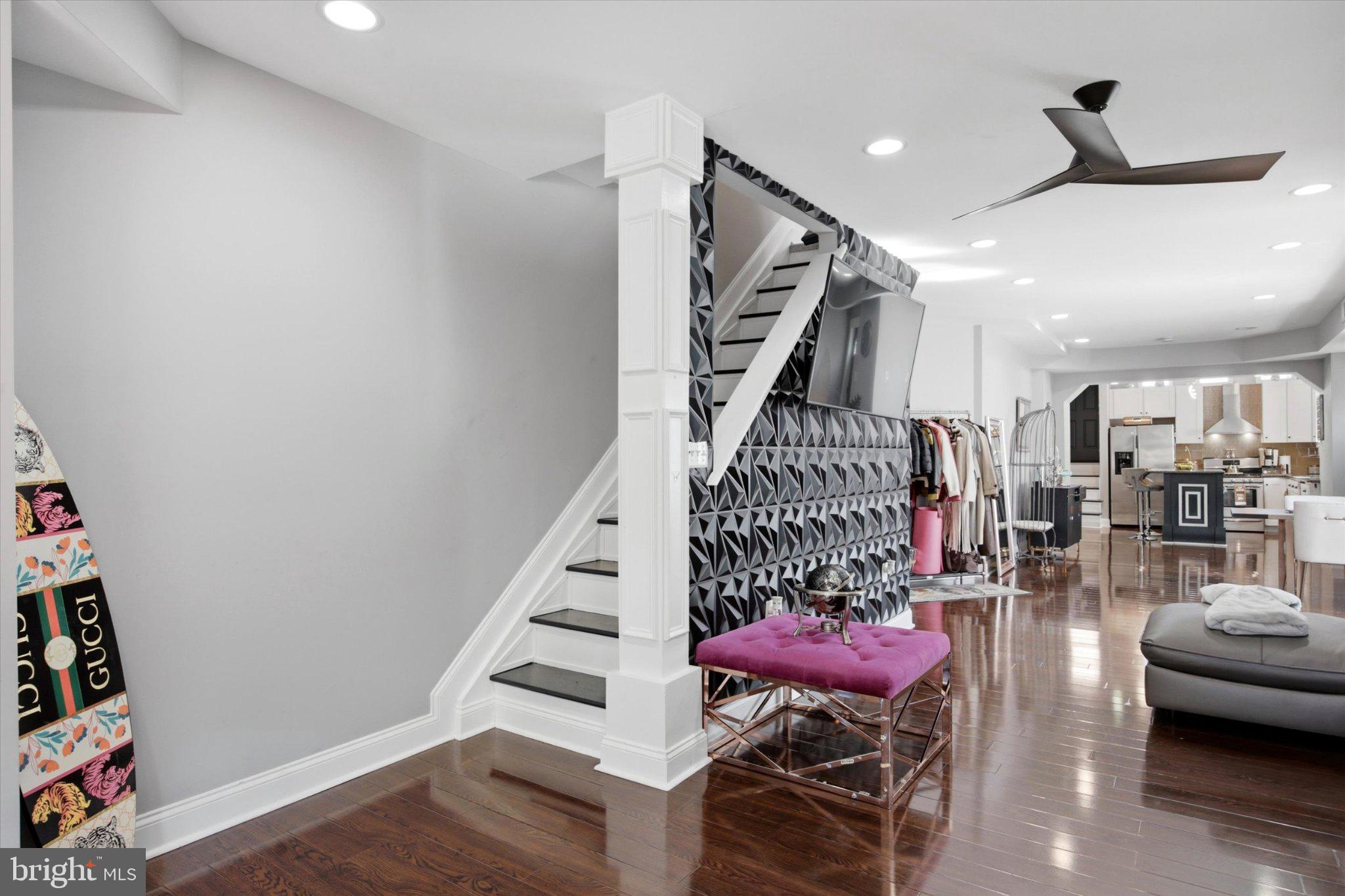 COBBS CREEK - Residential
