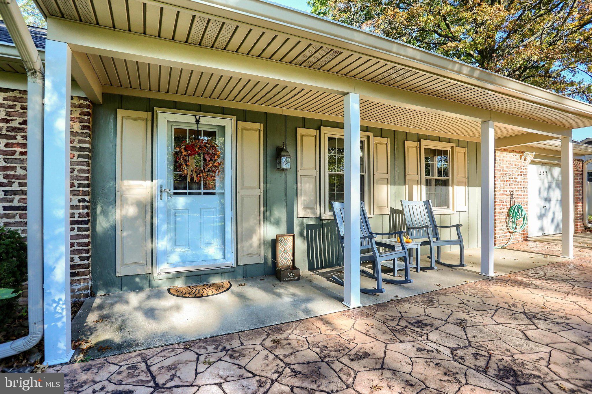 537 W HEATHERFIELD WAY