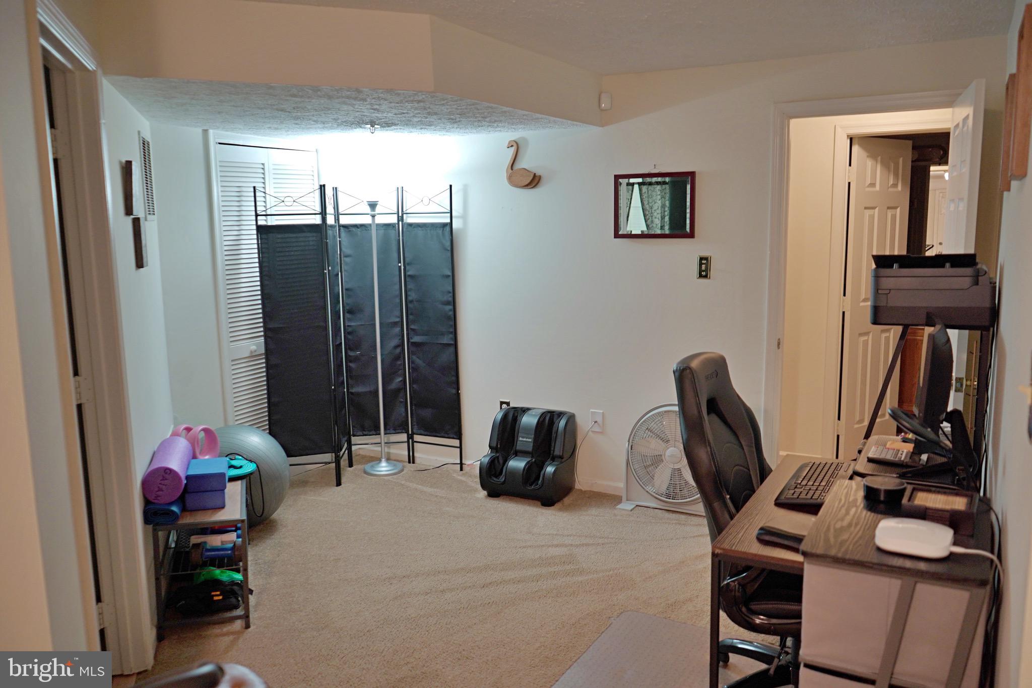 LAKEWOOD EST SUB - Residential