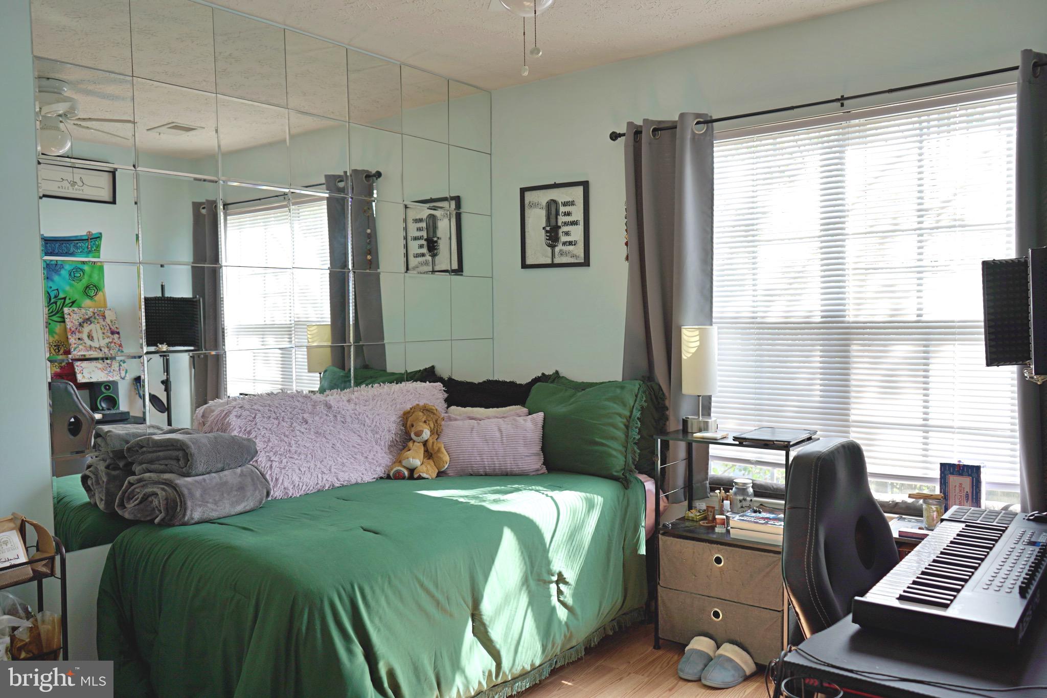 LAKEWOOD EST SUB - Residential