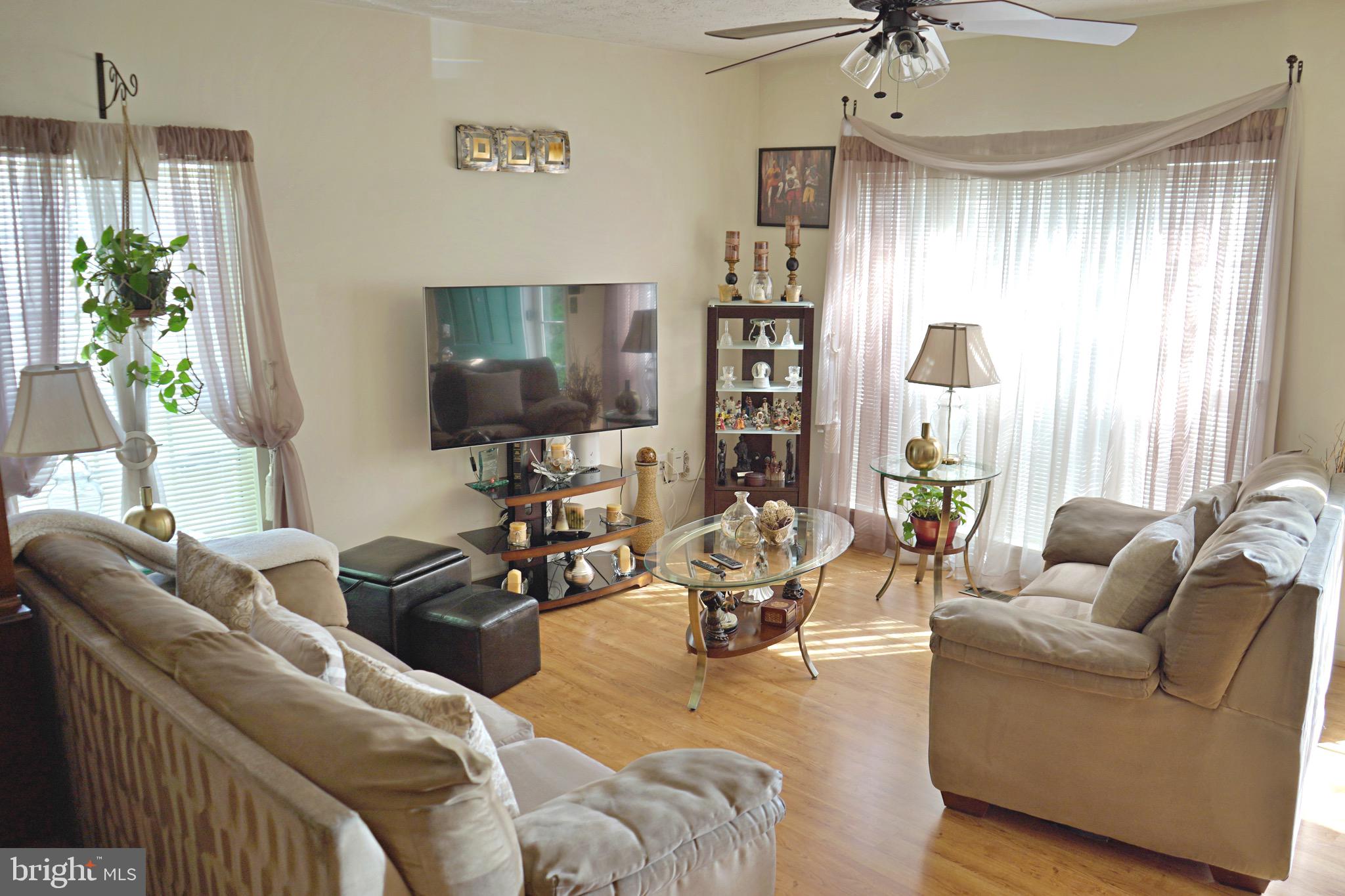 LAKEWOOD EST SUB - Residential