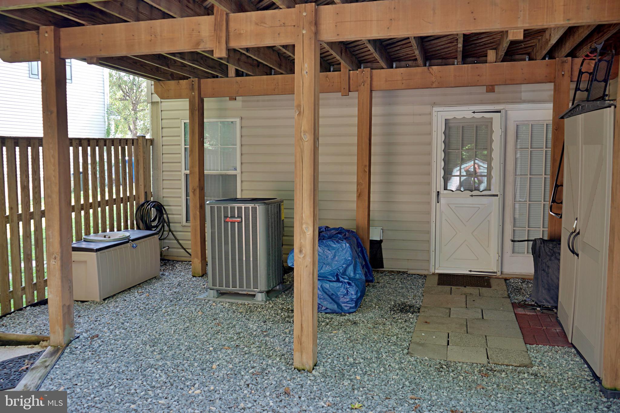 LAKEWOOD EST SUB - Residential