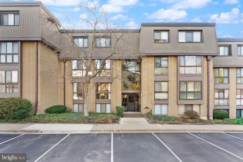 Photo of 5140 Maris Avenue #200, ALEXANDRIA, VA 22304 (MLS # VAAX2052734)